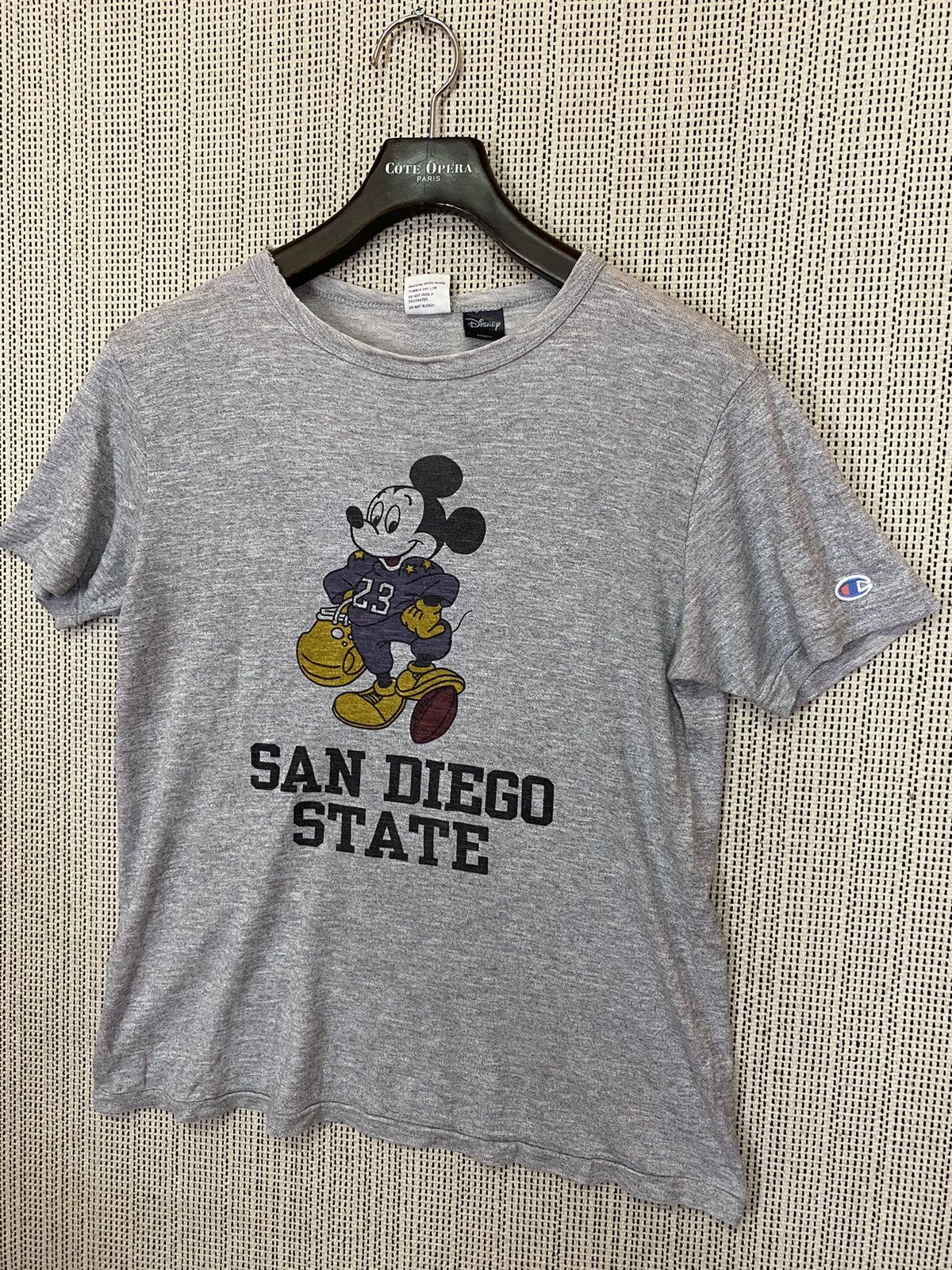 Champion × Disney Champion x disney san diego state tshirt distressed Size US M / EU 48-50 / 2 - 3 Thumbnail