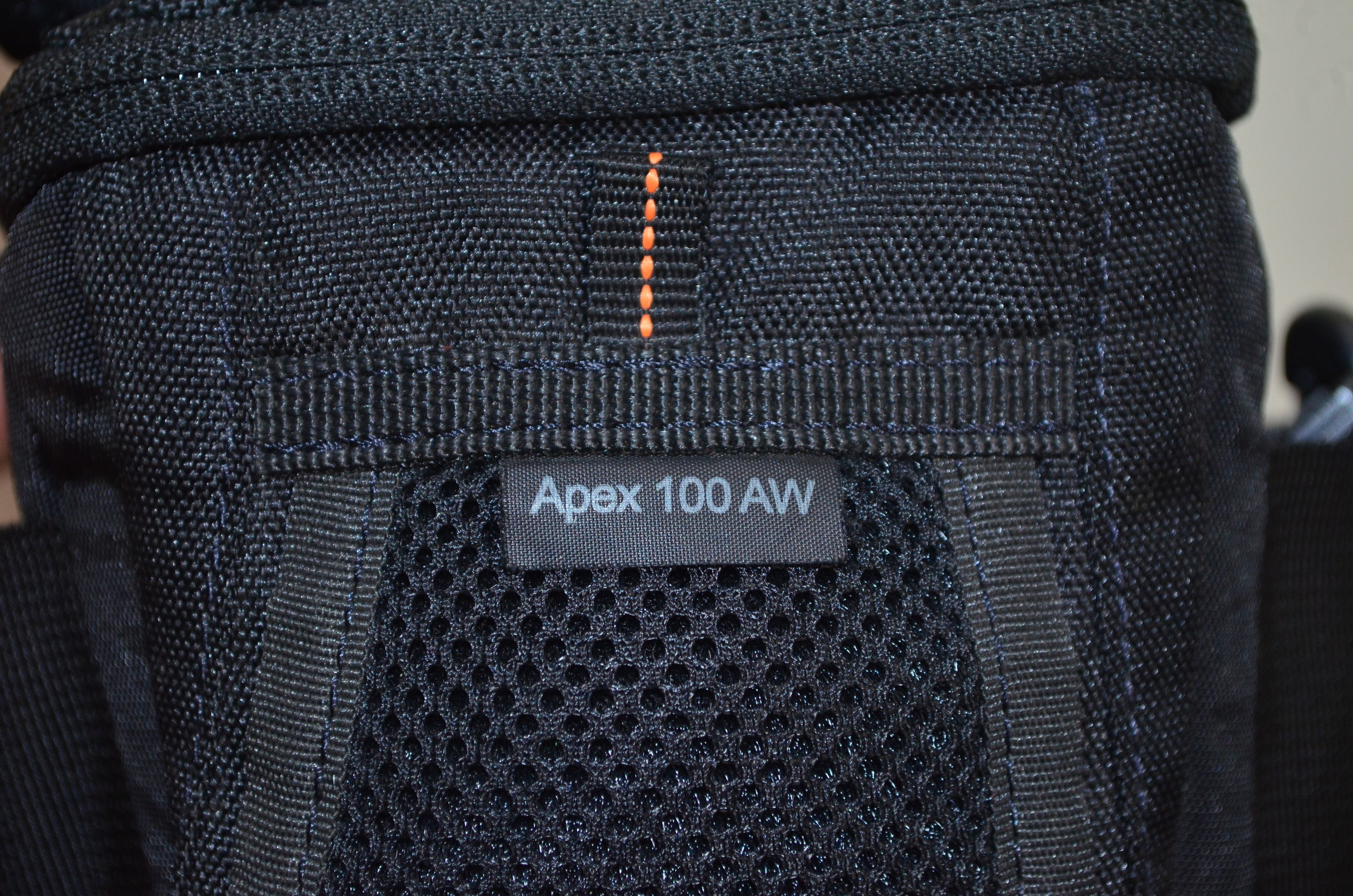 Lowepro Lowepro Apex 100 AW Camera Bag Size ONE SIZE - 5 Thumbnail