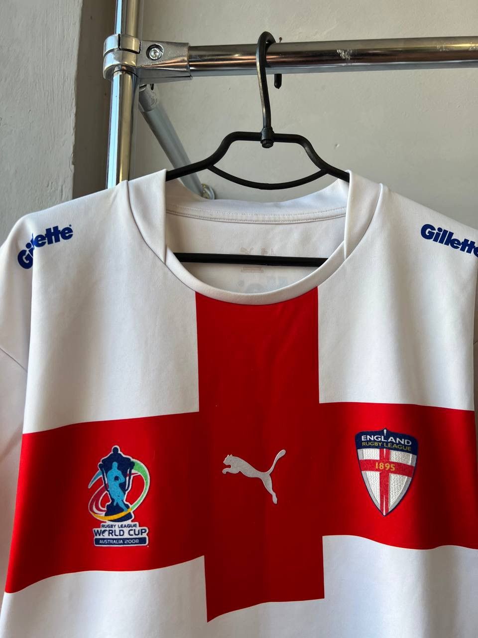 Vintage 2008 ENGLAND TEAM RUGBY WORLD CUP PUMA SHIRT JERSEY SIZE L Size US L / EU 52-54 / 3 - 4 Thumbnail