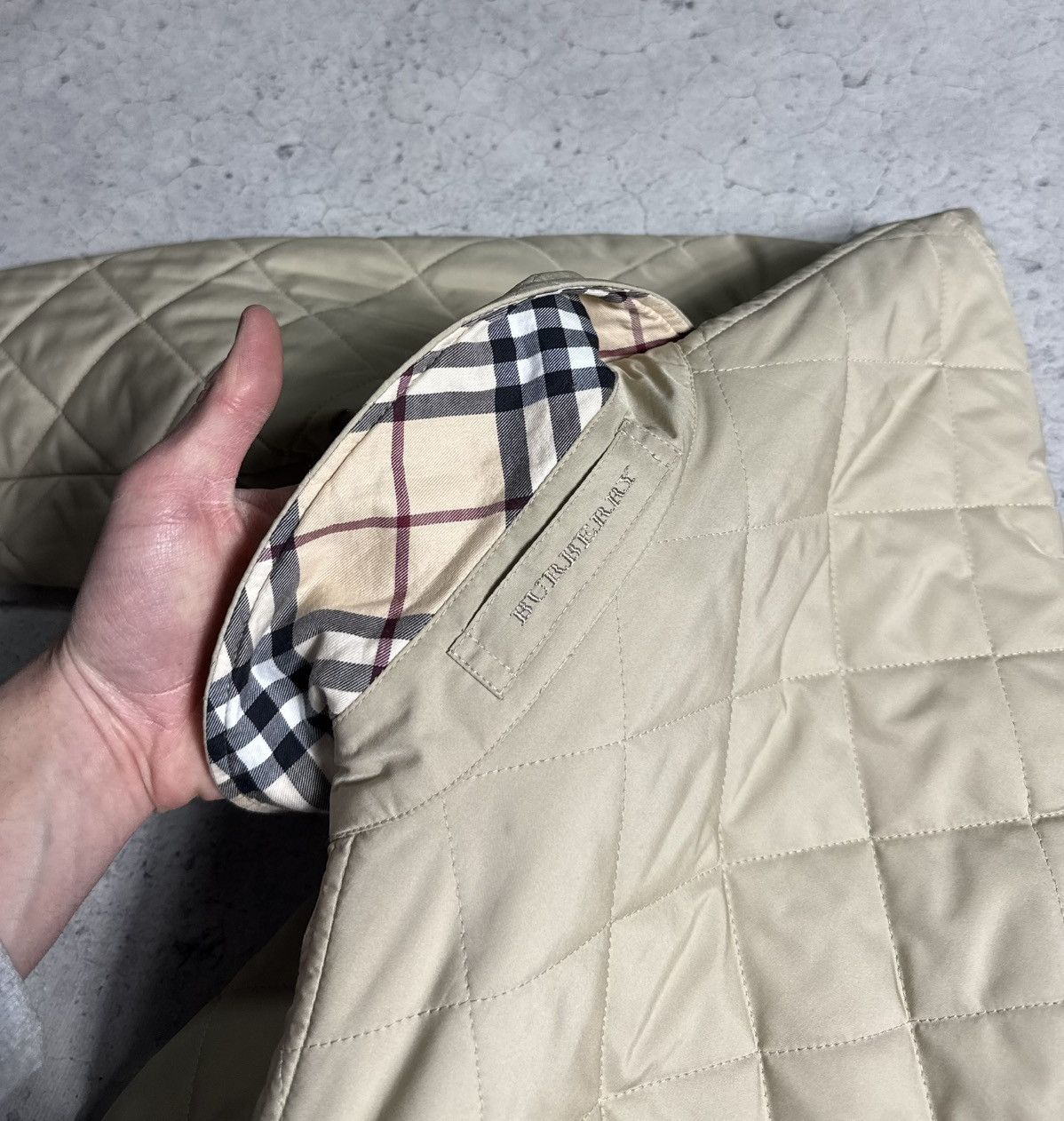 Burberry Burberry London Women’s Quilted Jacket Cream Check Luxury Size XS / US 0-2 / IT 36-38 - 12 Thumbnail
