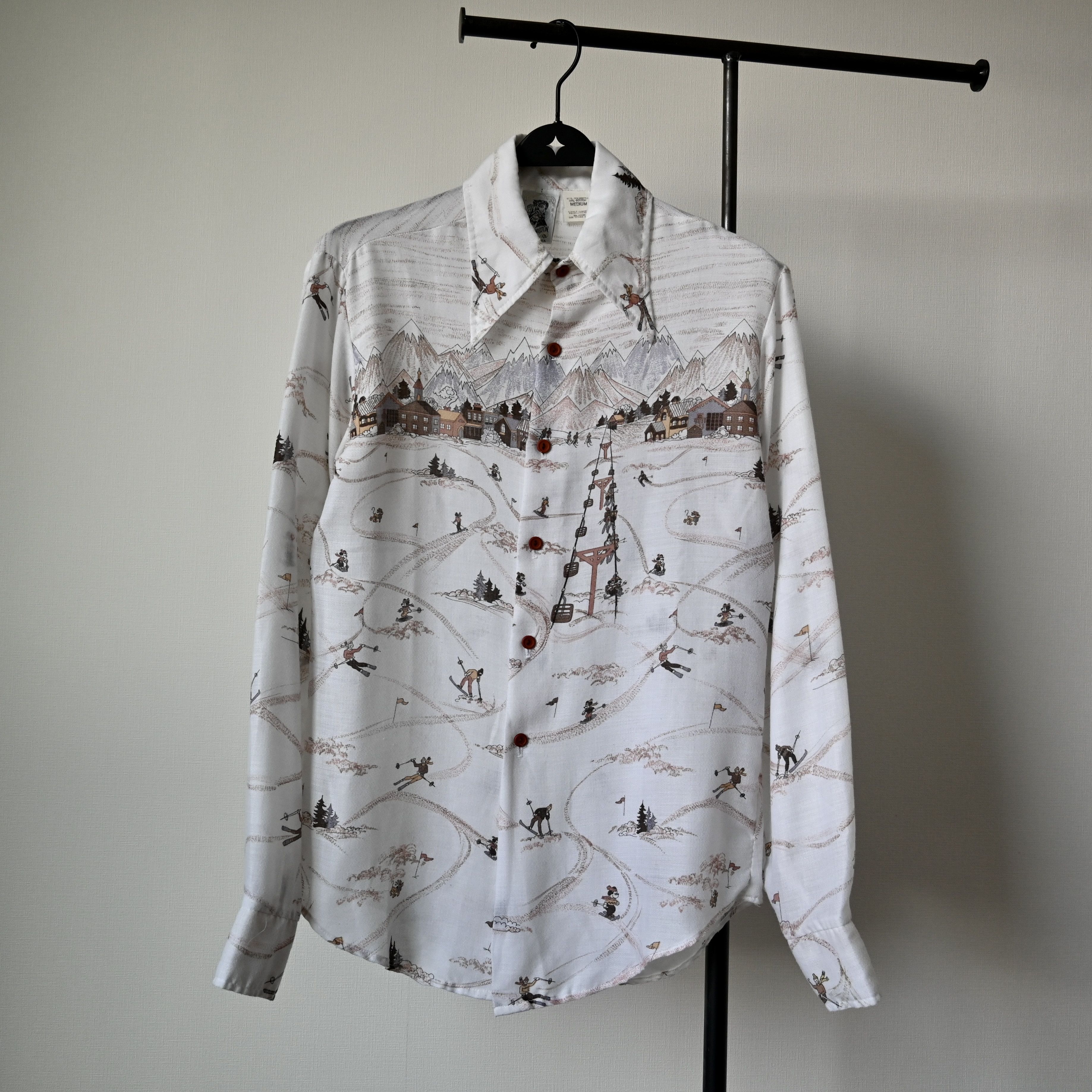 Kennington Ltd. VTG 1970s Kennington mickey mouse in snow mountain shirt Size US M / EU 48-50 / 2 - 1 Thumbnail