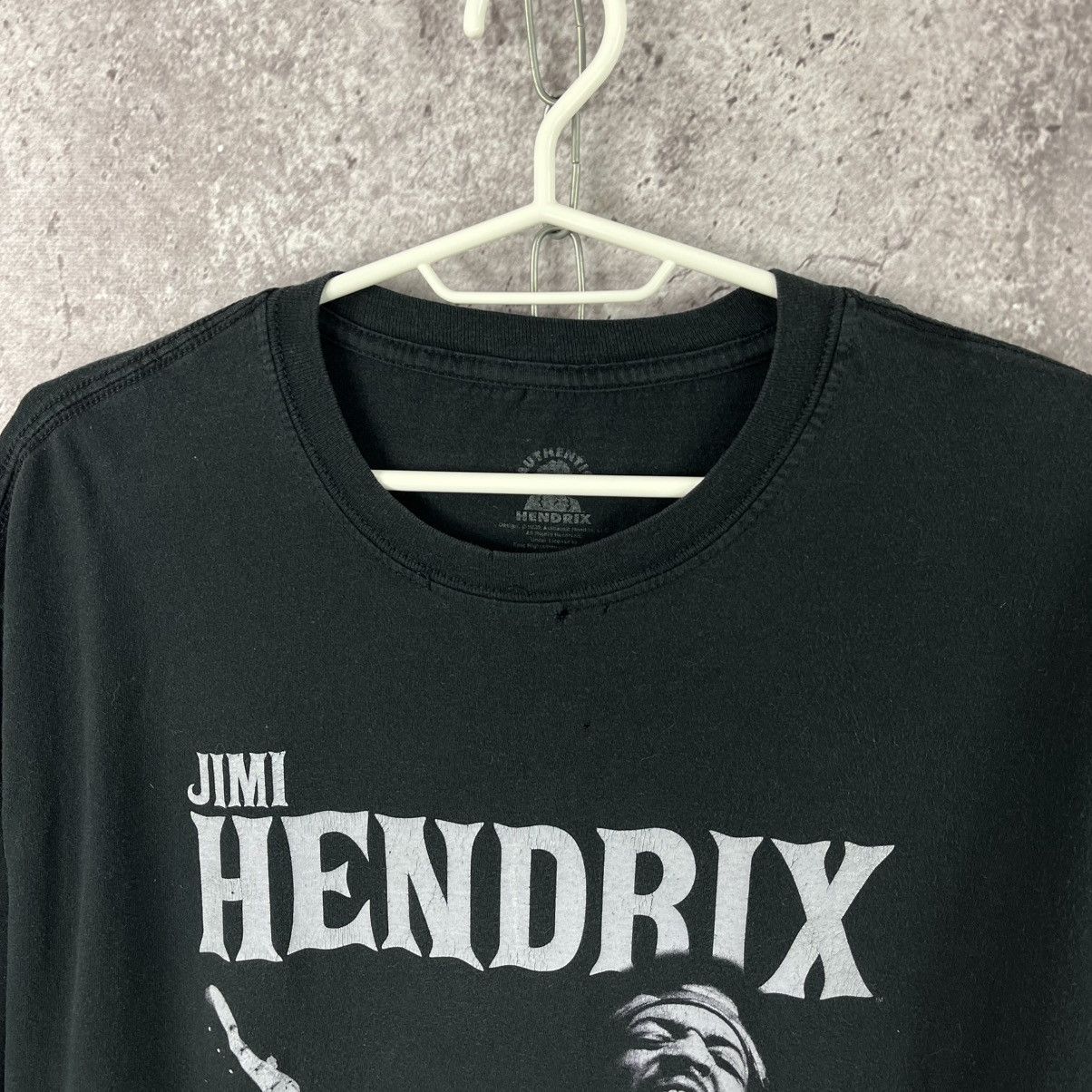 Band Tees Jimi Hendrix Distressed Tee Big Logo Black Size XL Size US XL / EU 56 / 4 - 2 Thumbnail