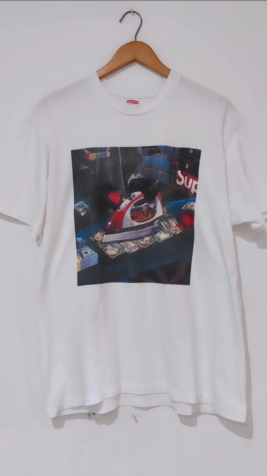 Supreme Supreme gas tee white Size US L / EU 52-54 / 3 - 2 Thumbnail