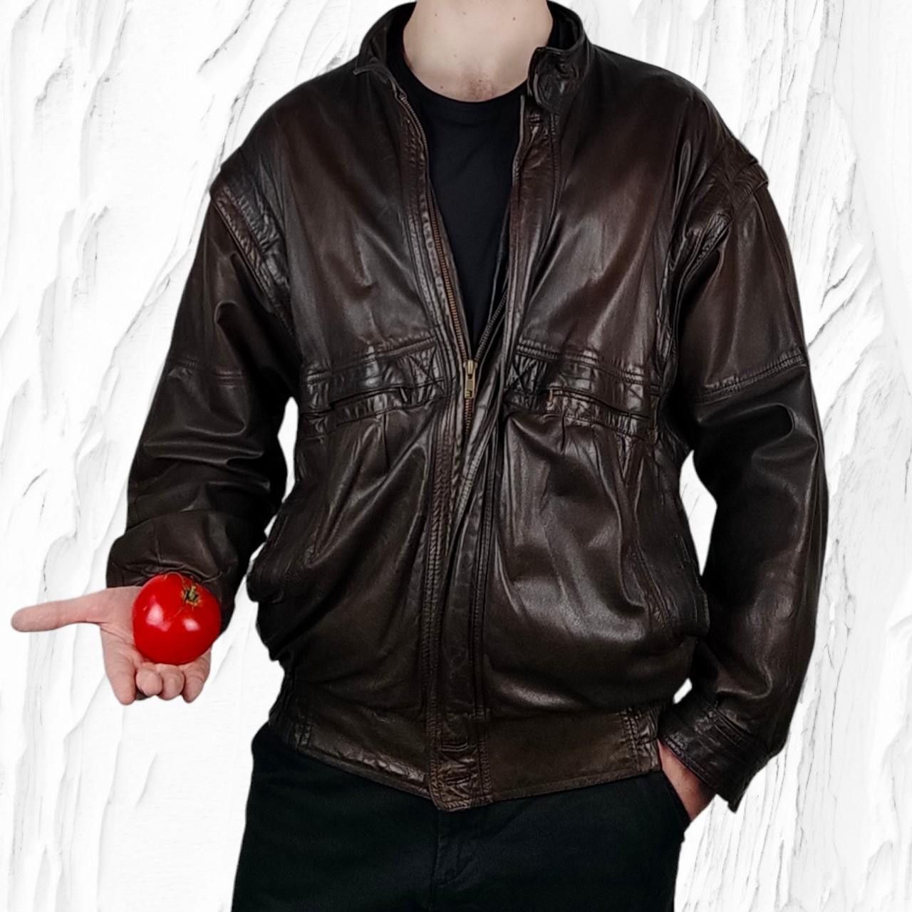 Vintage Vintage Leather motorbike jacket from 90's zip-off sleeves Size US L / EU 52-54 / 3 - 1 Thumbnail
