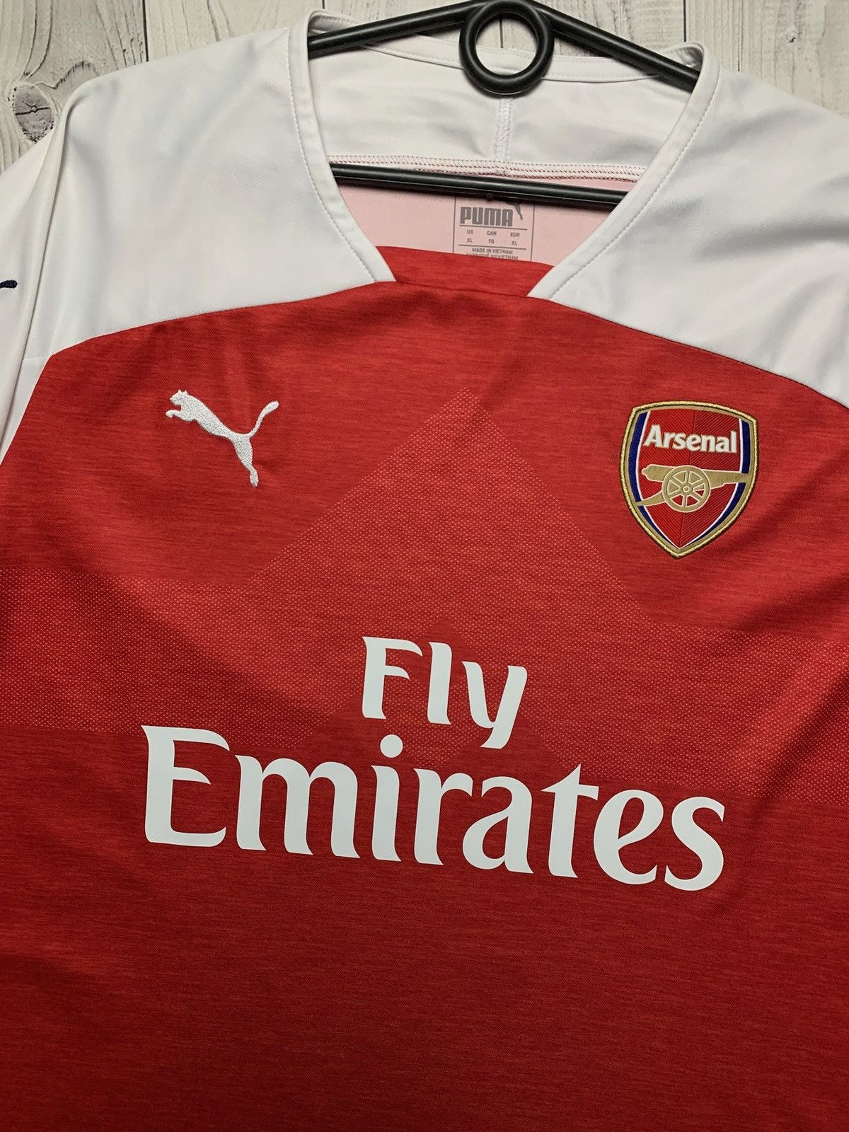 Puma × Vintage Vintage puma Arsenal red soccer jersey size XL Size US XL / EU 56 / 4 - 2 Thumbnail