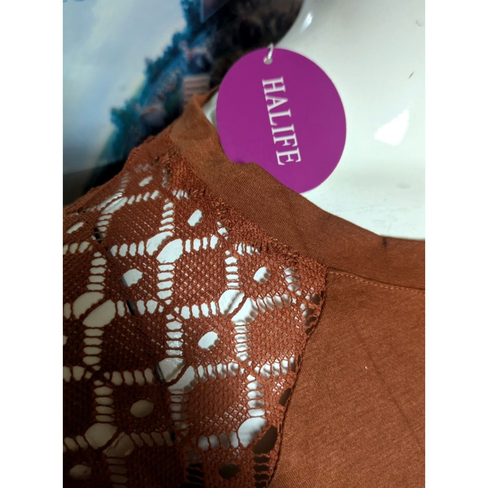 Alife VINTAGE Halife Womens Long Sleeve Shirt Lace Sleeves Blouse Rust Brown NEW NWT 2XL Rayon 2XL Womens Blouse Long Sleeve Crew Neck Lace Bodice Brown Size XXL / US 16-18 / IT 52-54 - 2 Thumbnail