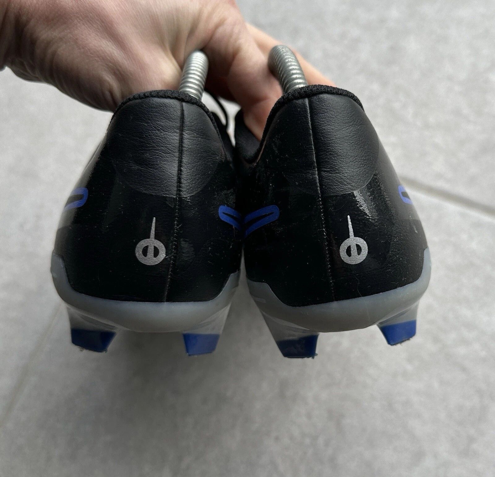 Nike Nike Tiempo Legend 10 Club Black/Chrome-Hyper Royal Men's Size US 8 / EU 41 - 7 Thumbnail