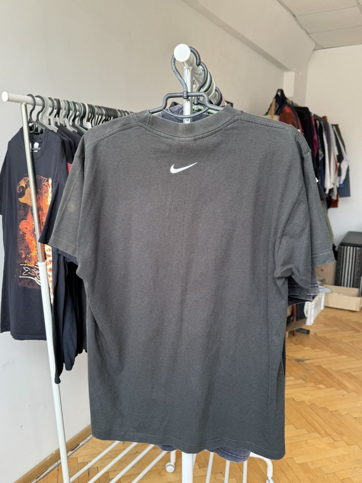 Nike Vintage 90s Nike Red Pill T-shirt Size US M / EU 48-50 / 2 - 4 Thumbnail
