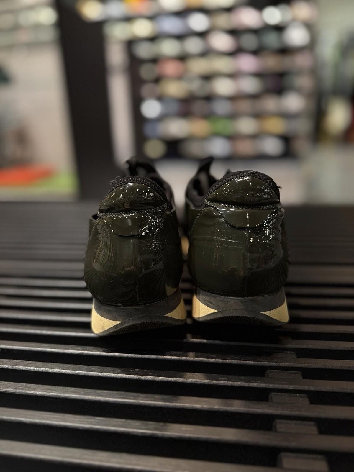 Balenciaga BALENCIAGA Race Runner Green/Blue Color Authentic 44EU/11US Size US 12 / EU 45 - 9 Thumbnail