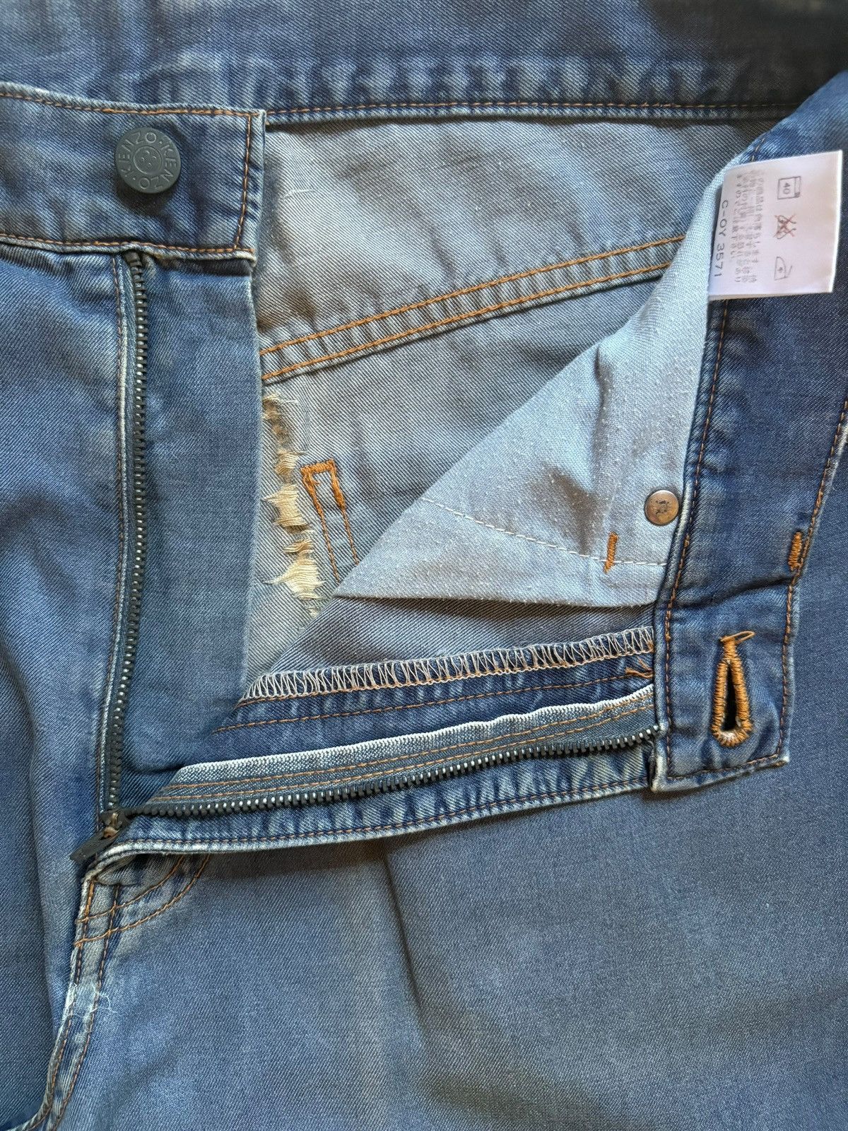 Kenzo Vintage Japanese Kenzo Faded Mud Wash Baggy Denim Pants Size 28" / US 6 / IT 42 - 9 Thumbnail