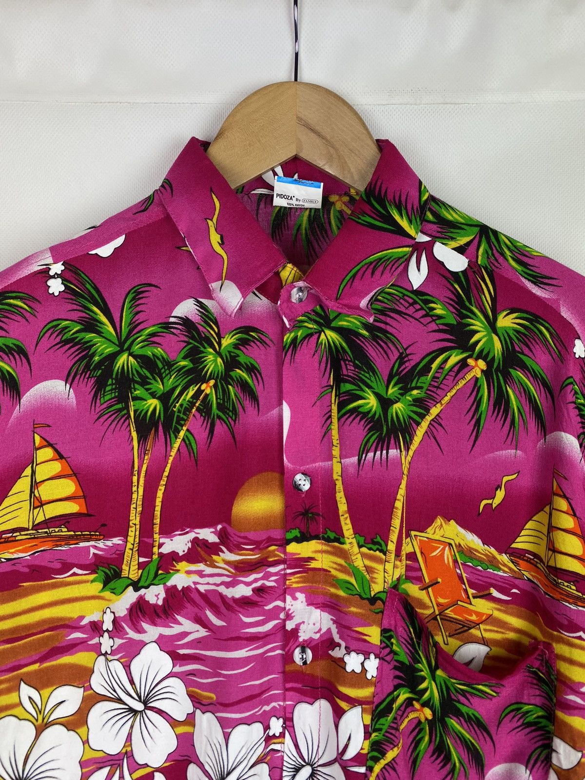 Vintage Vintage Hawaiian Crazy Overprinted shirt size L Size US L / EU 52-54 / 3 - 8 Thumbnail