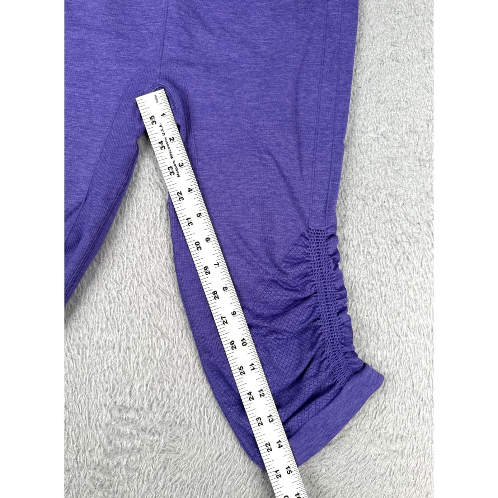 Lululemon Lululemon Pants Womens 8 Purple In The Flow Crop Seamless Nylon Blended Fabric Yoga W6997S WOMEN Regular Size 8 Purple Cropped Seamless Yoga Pants Size 30" / US 8 / IT 44 - 4 Thumbnail