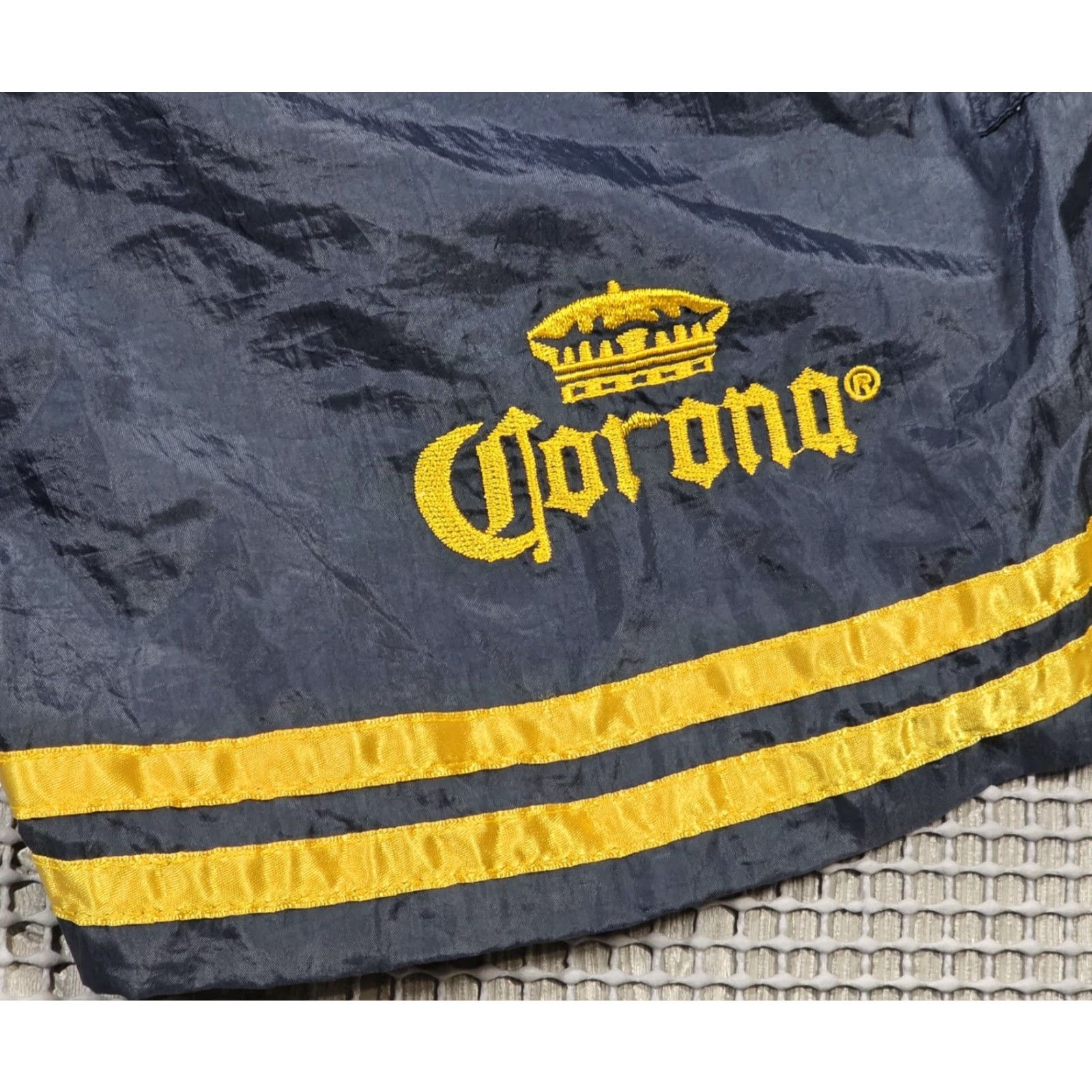 Vintage VINTAGE Corona Extra Beer Embroidered Cargo Swim Trunks M Navy Blue Gold Cerveza Rare Size US 31 - 5 Thumbnail