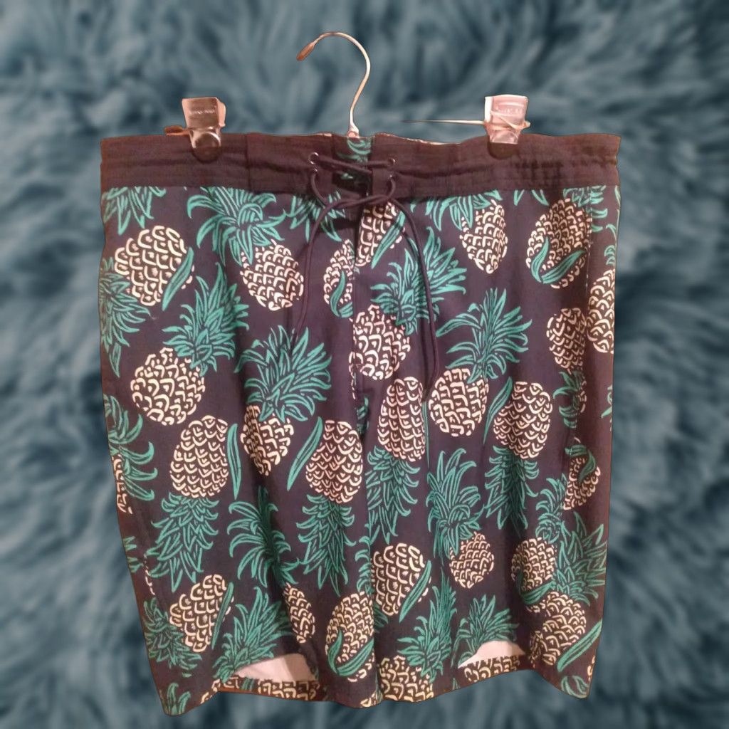 Old Navy OLD NAVY California Pineapple Board Short 34-36 Multicolor Men Bottom swimsuit, Board Shorts, Regular, 34-36, Pineapple, California, Mens Size US 34 / EU 50 - 1 Thumbnail