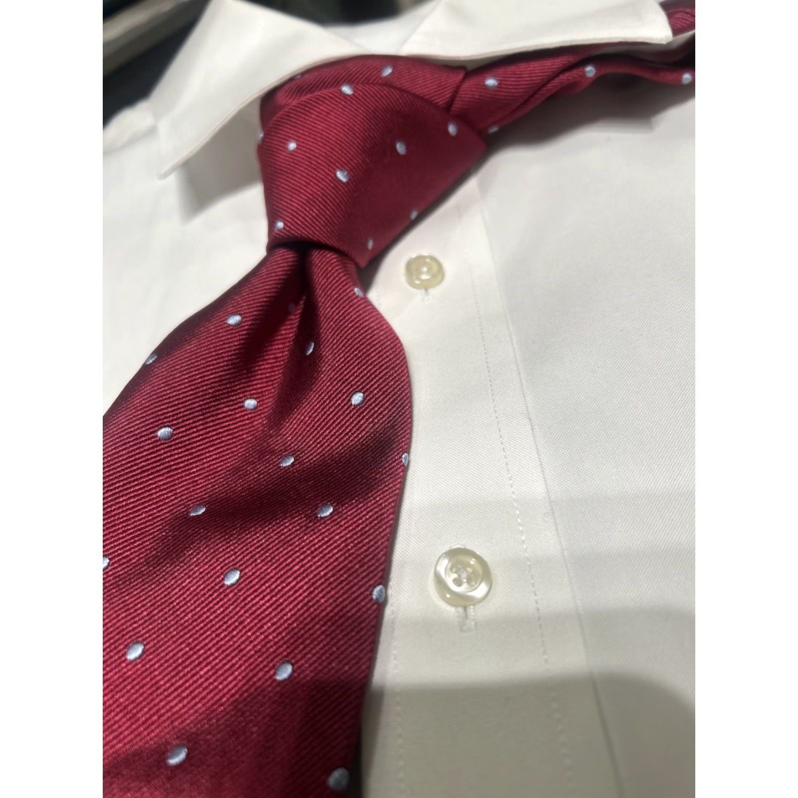 Brooks Brothers BROOKS BROTHERS NECKTIE Men Merlot BLUE POLKA DOT 100% Silk Made IN ITALY Classic One Size Red Pattern Designer Tie Size ONE SIZE - 2 Thumbnail