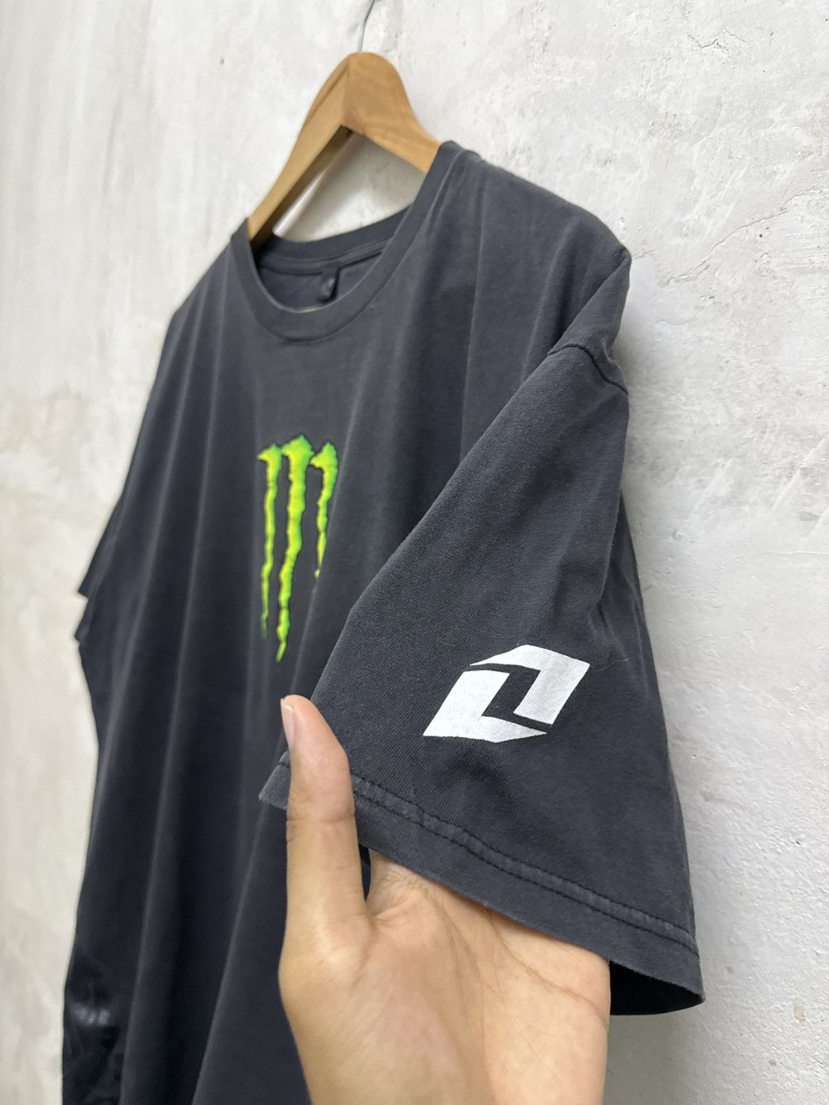 Vintage 2000s Monster Energy One Army y2k Tees Size US XL / EU 56 / 4 - 3 Thumbnail