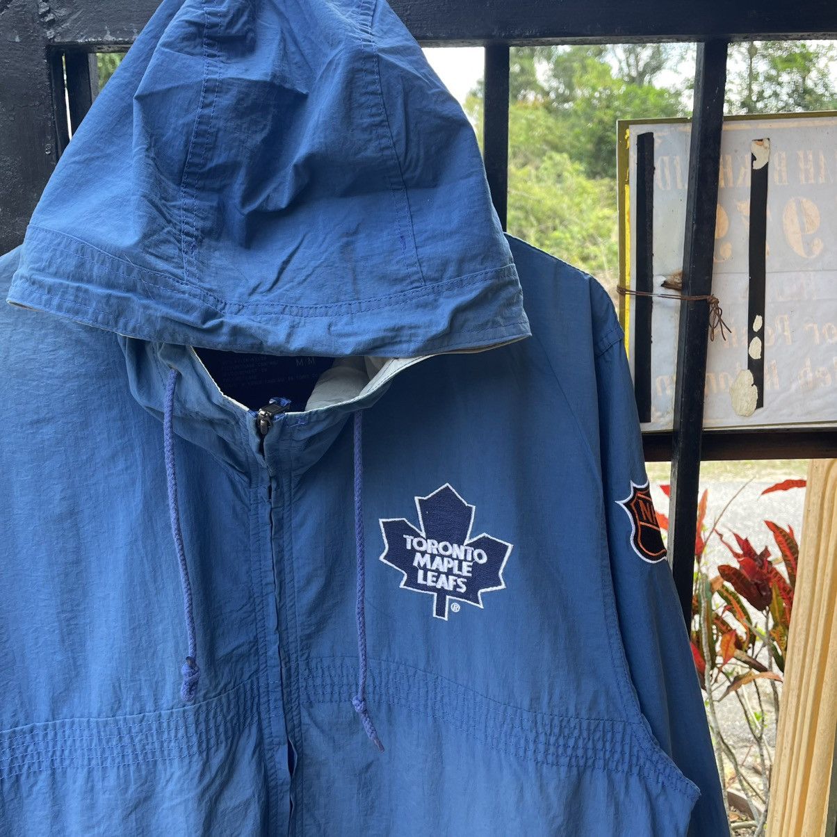 NHL 🔥Starter NHL Toronto Maple Leafs Windbreaker Hooded Jacket Size US M / EU 48-50 / 2 - 7 Thumbnail