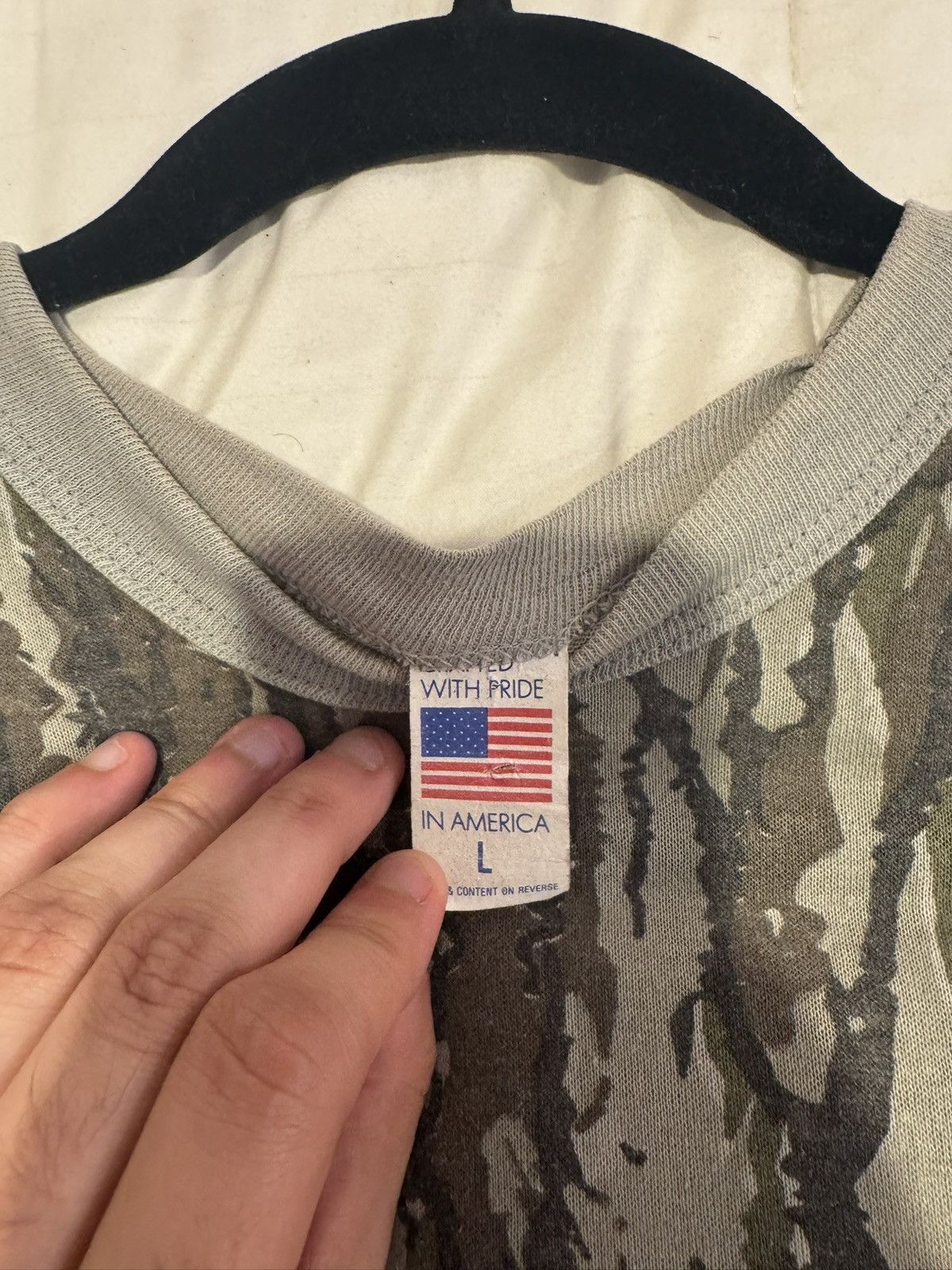 Realtree Vintage Real Tree Camo Long-Sleeve Pocket Tee Size US M / EU 48-50 / 2 - 2 Thumbnail