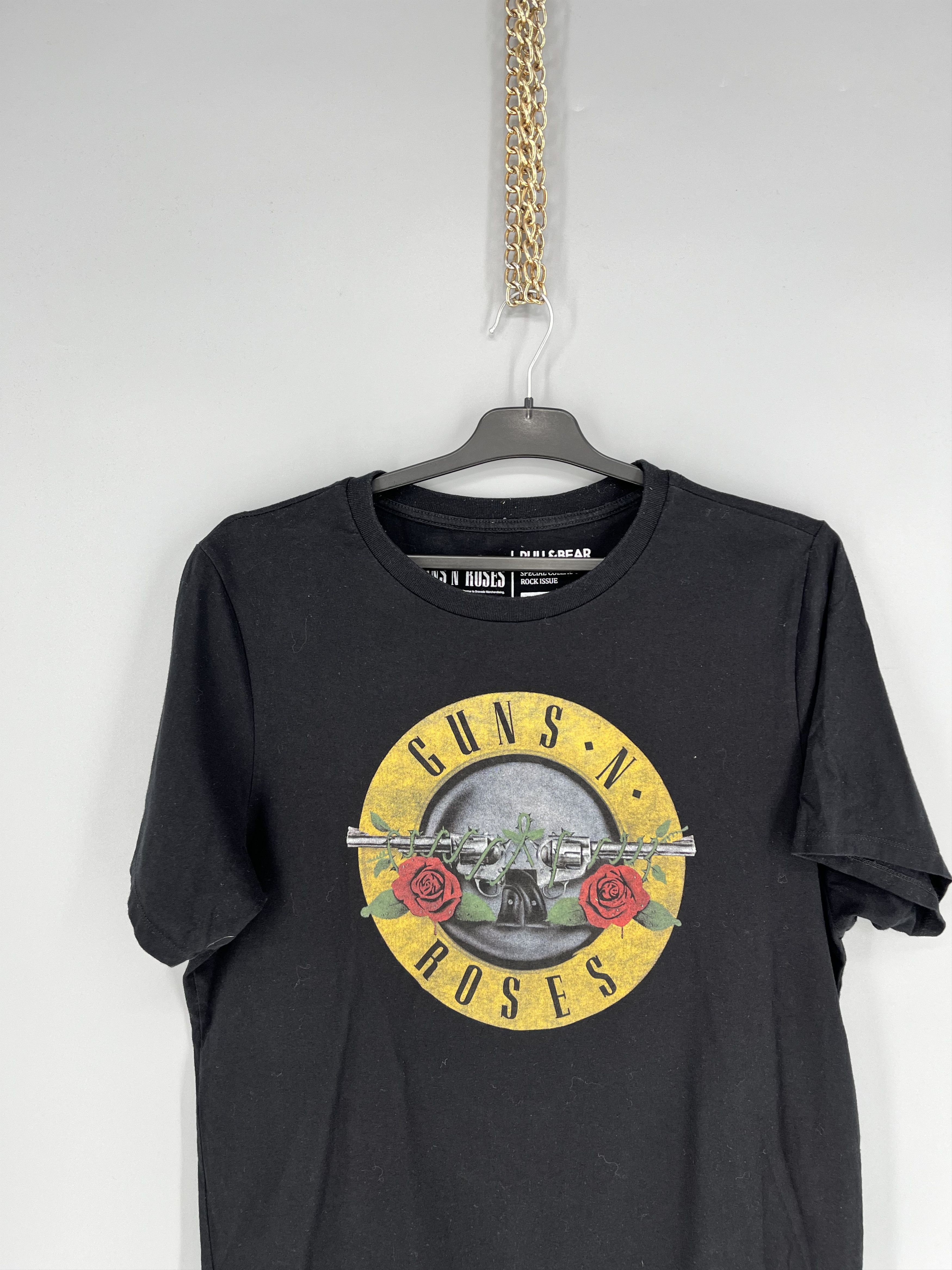 Band Tees Vintage Guns N’ Roses 🌹 Big Logo Official Merchd T-Shirt Size US M / EU 48-50 / 2 - 6 Thumbnail