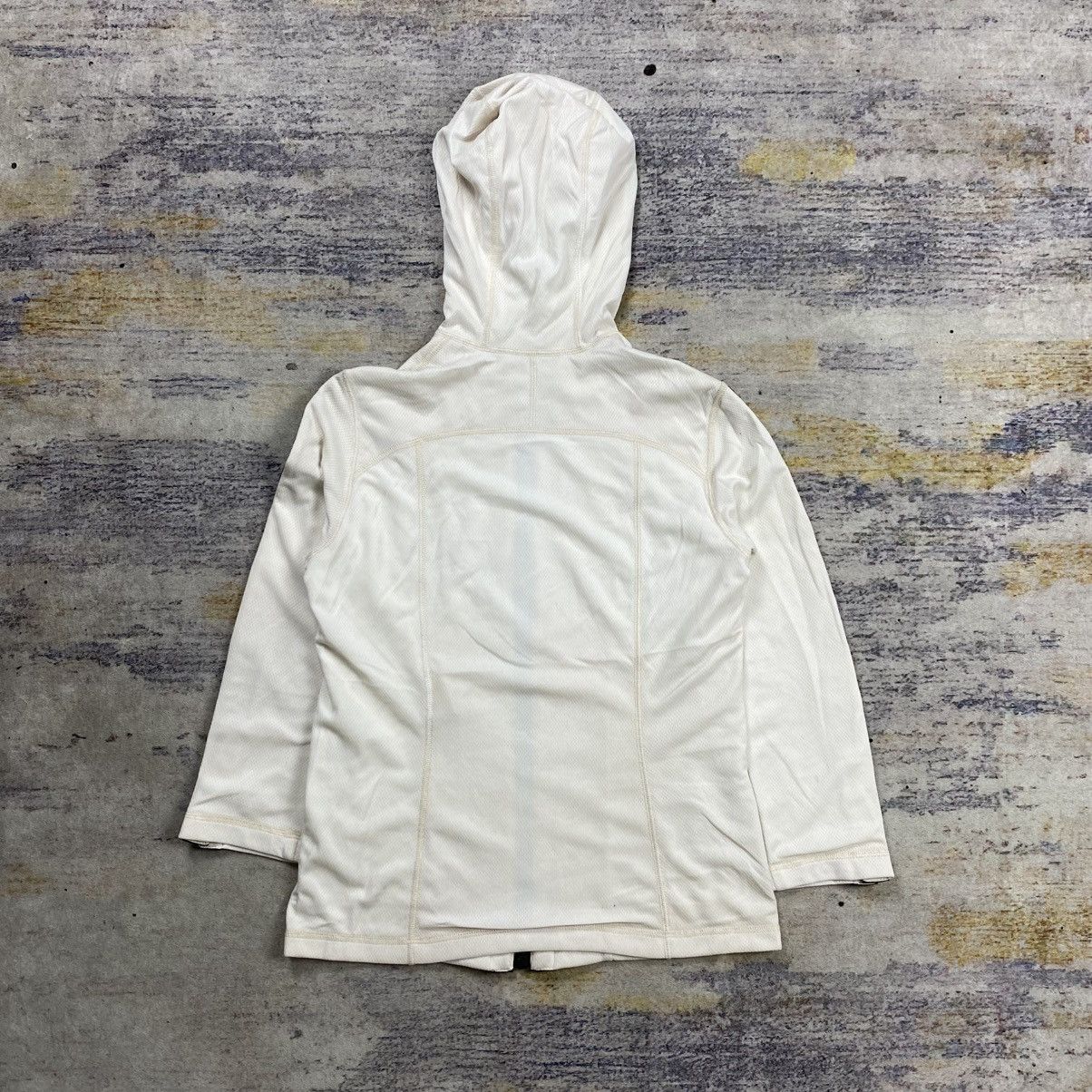 Chanel Chanel taped jacket Size M / US 6-8 / IT 42-44 - 3 Thumbnail