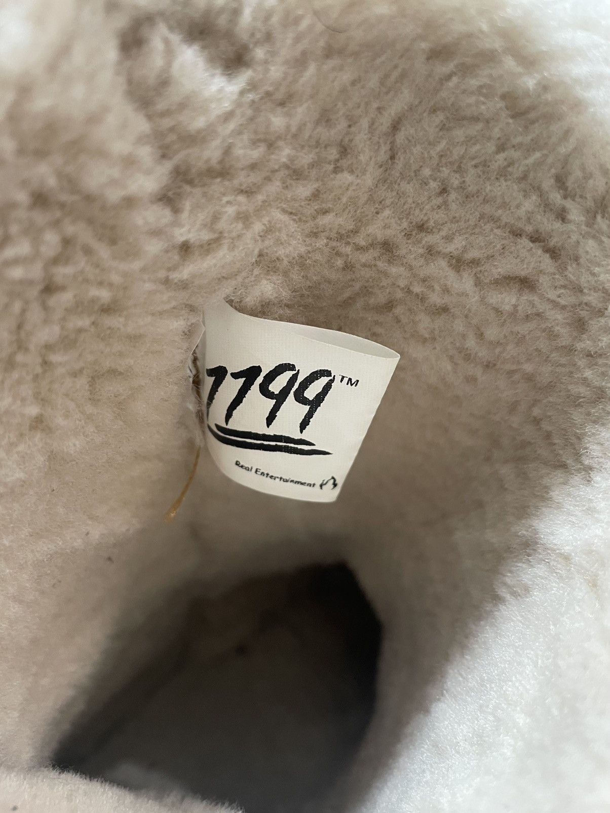 1199 1199 Bazo v1 uggs Size US 7 / EU 40 - 4 Thumbnail