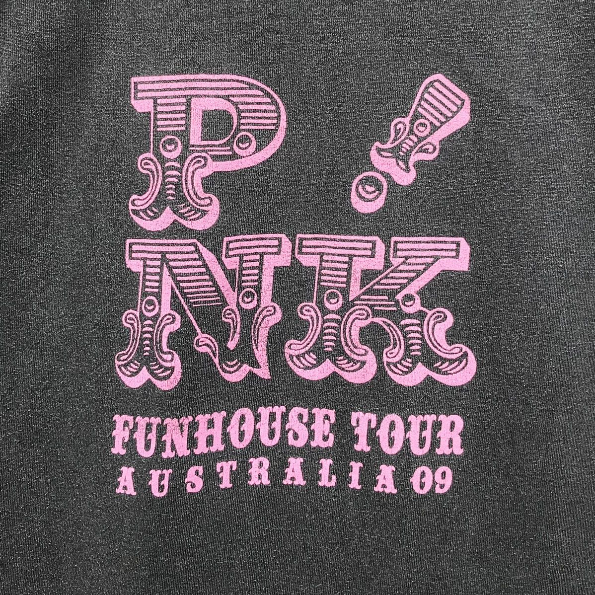 Band Tees Vintage Pink American Singer Songwriter Tee Sun Faded Size US S / EU 44-46 / 1 - 13 Thumbnail