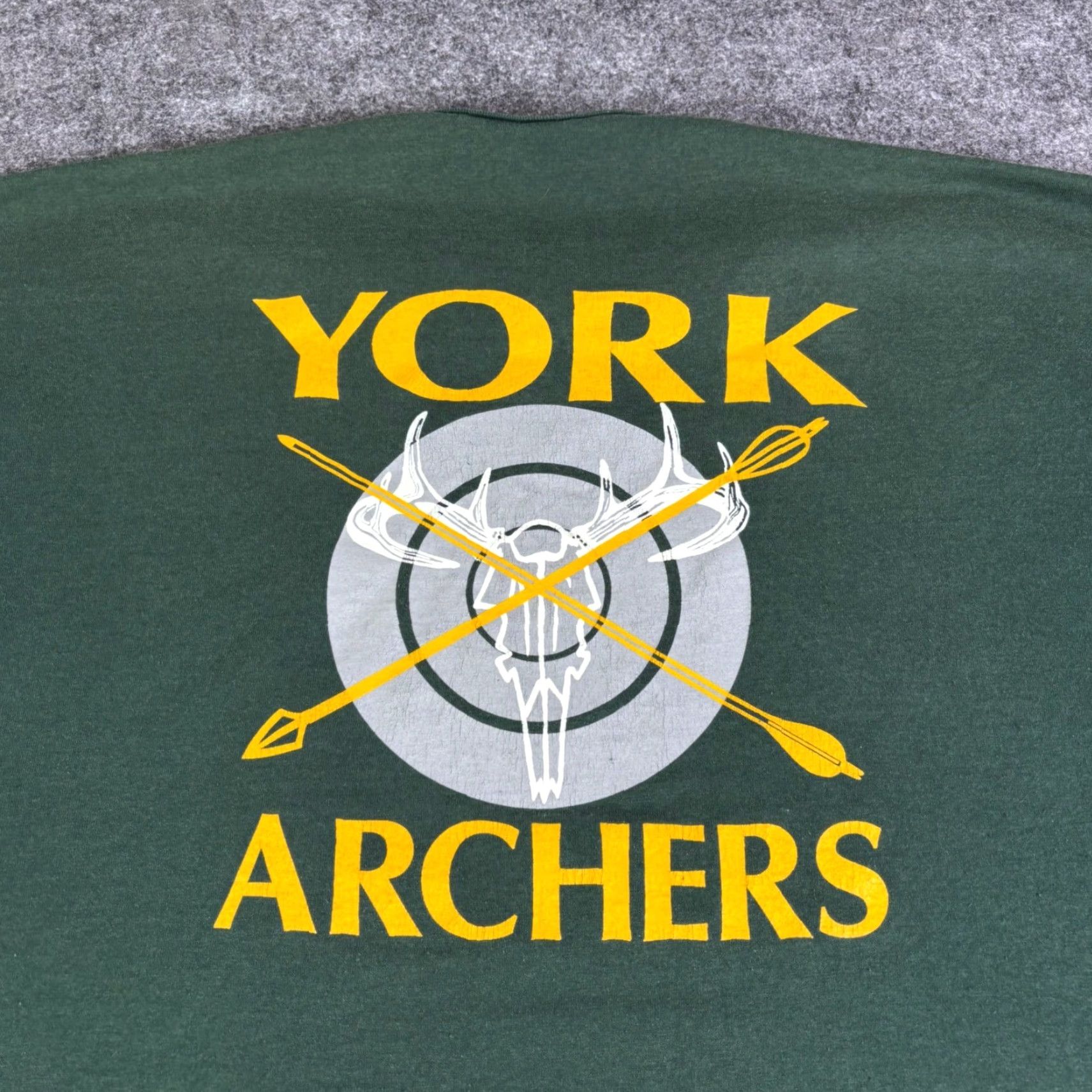 Fruit Of The Loom VINTAGE York Archers Graphic T Shirt Green Mens XXL Fruit of the Loom USA Animals 101 Dalmatians Size US XXL / EU 58 / 5 - 6 Thumbnail