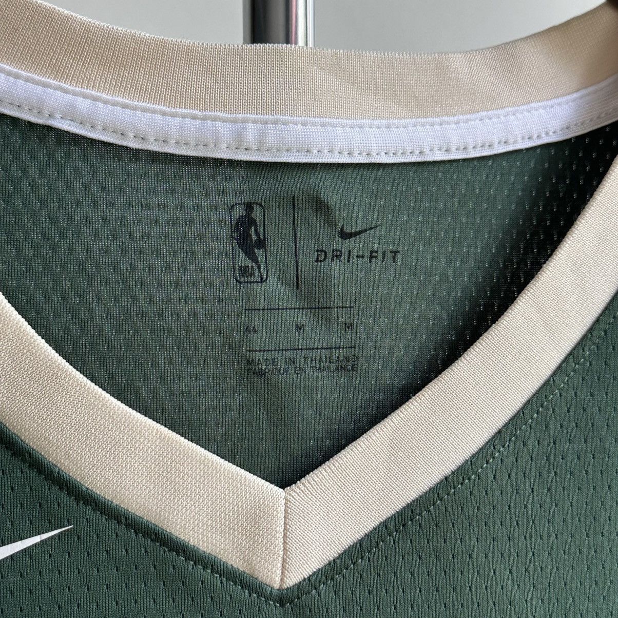 Nike Nike Giannis Antetokounmpo #34 Milwaukee Bucks NBA Jersey Size US M / EU 48-50 / 2 - 11 Thumbnail