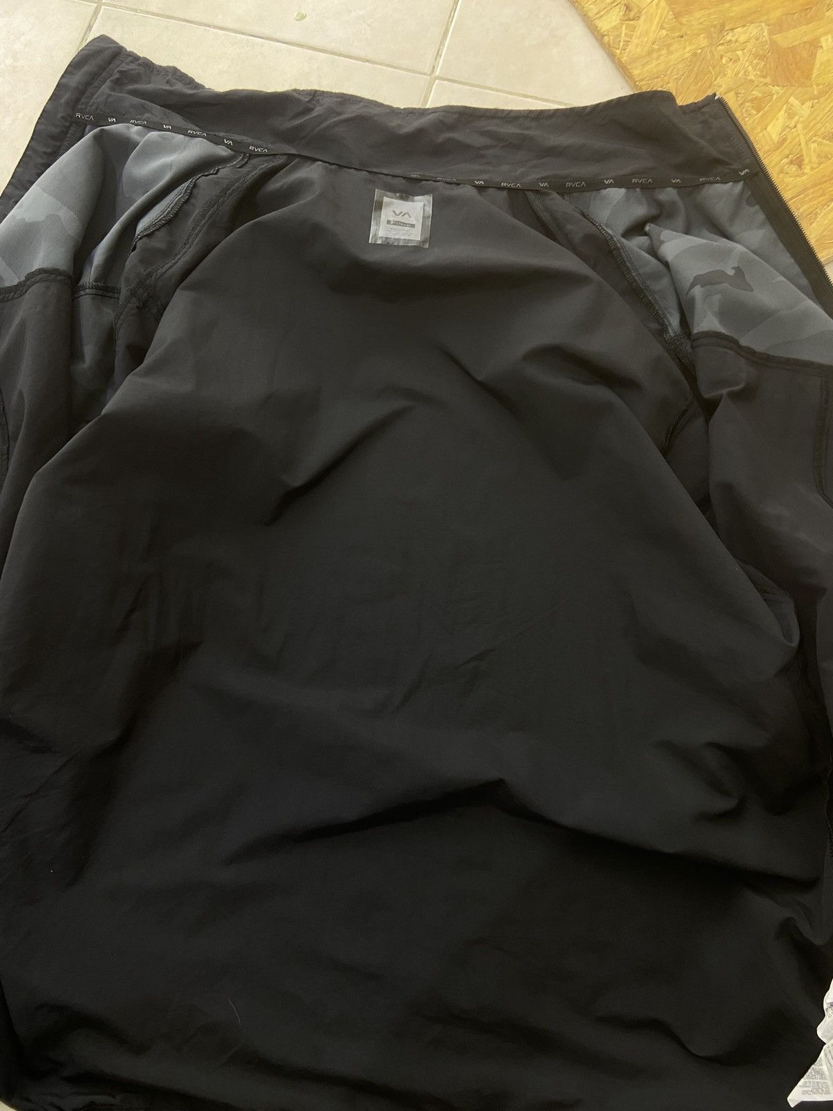 RVCA RVCA Light Jacket New With Tag Size US XL / EU 56 / 4 - 10 Thumbnail