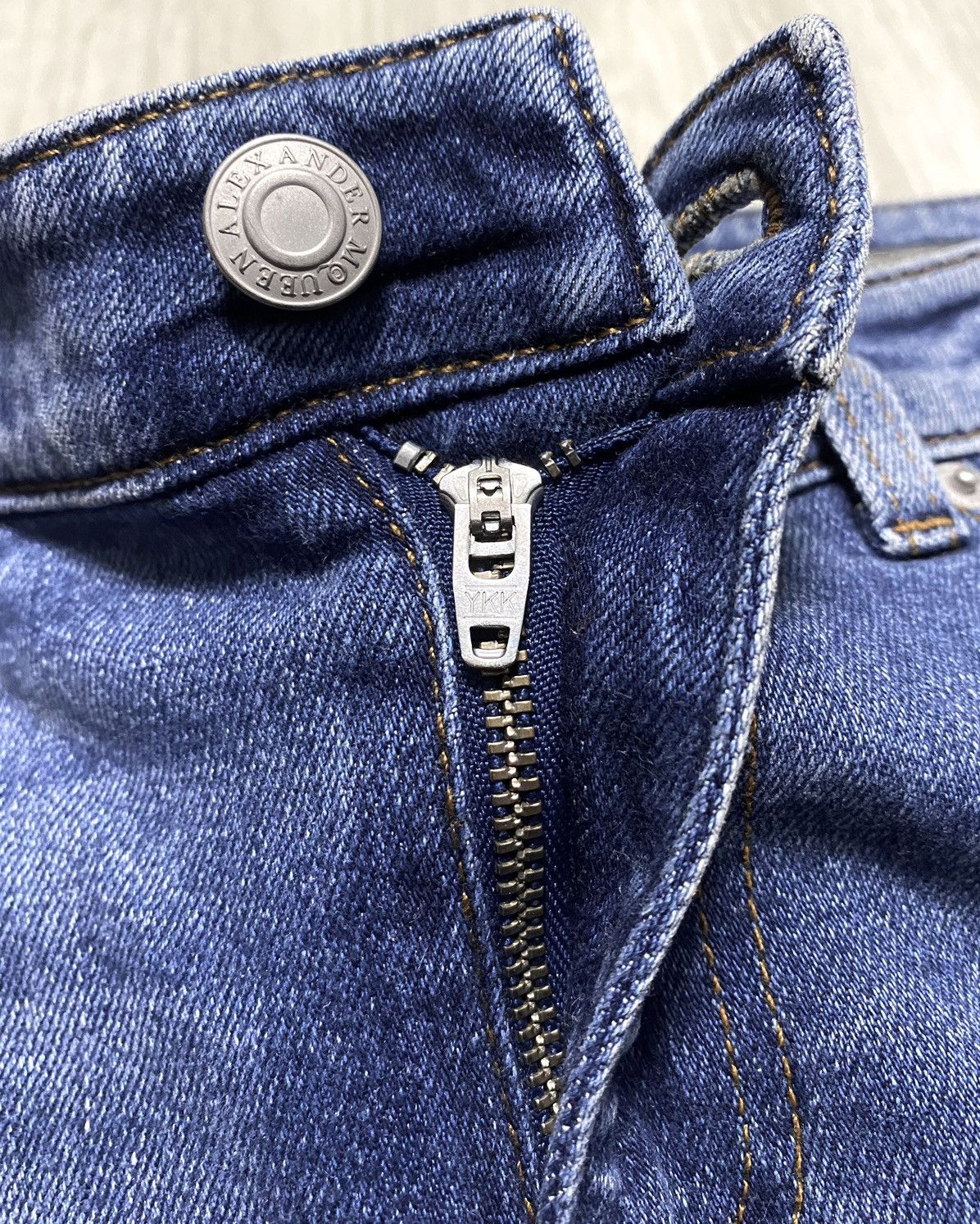 Alexander McQueen 2018 Alexander McQueen Side Stripe Washed Skinny Jeans Denim Size 26" / US 2 / IT 38 - 13 Thumbnail