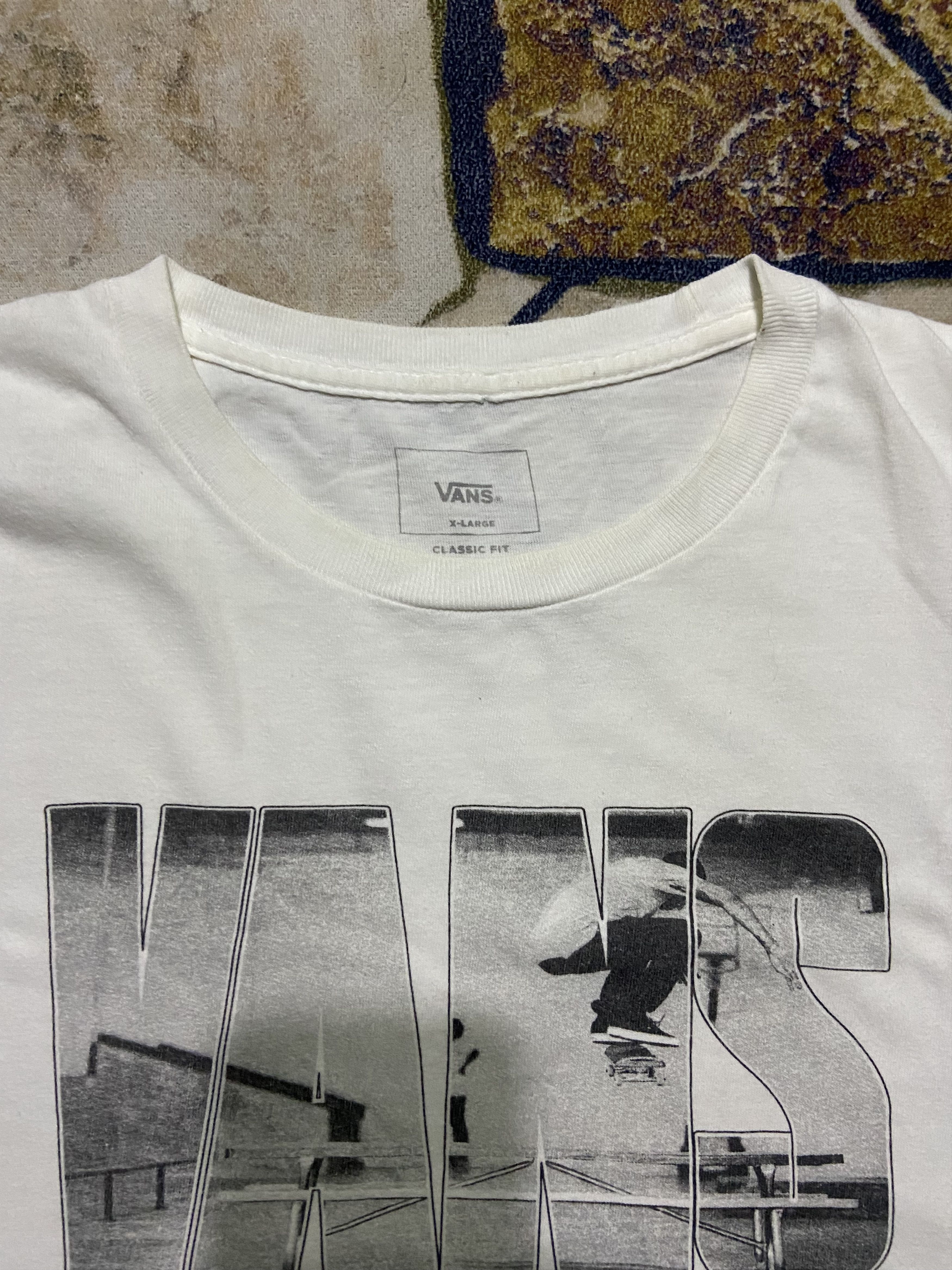 Vans VANS PUSH THROUGH II WHITE T-SHIRT Size US XL / EU 56 / 4 - 3 Thumbnail