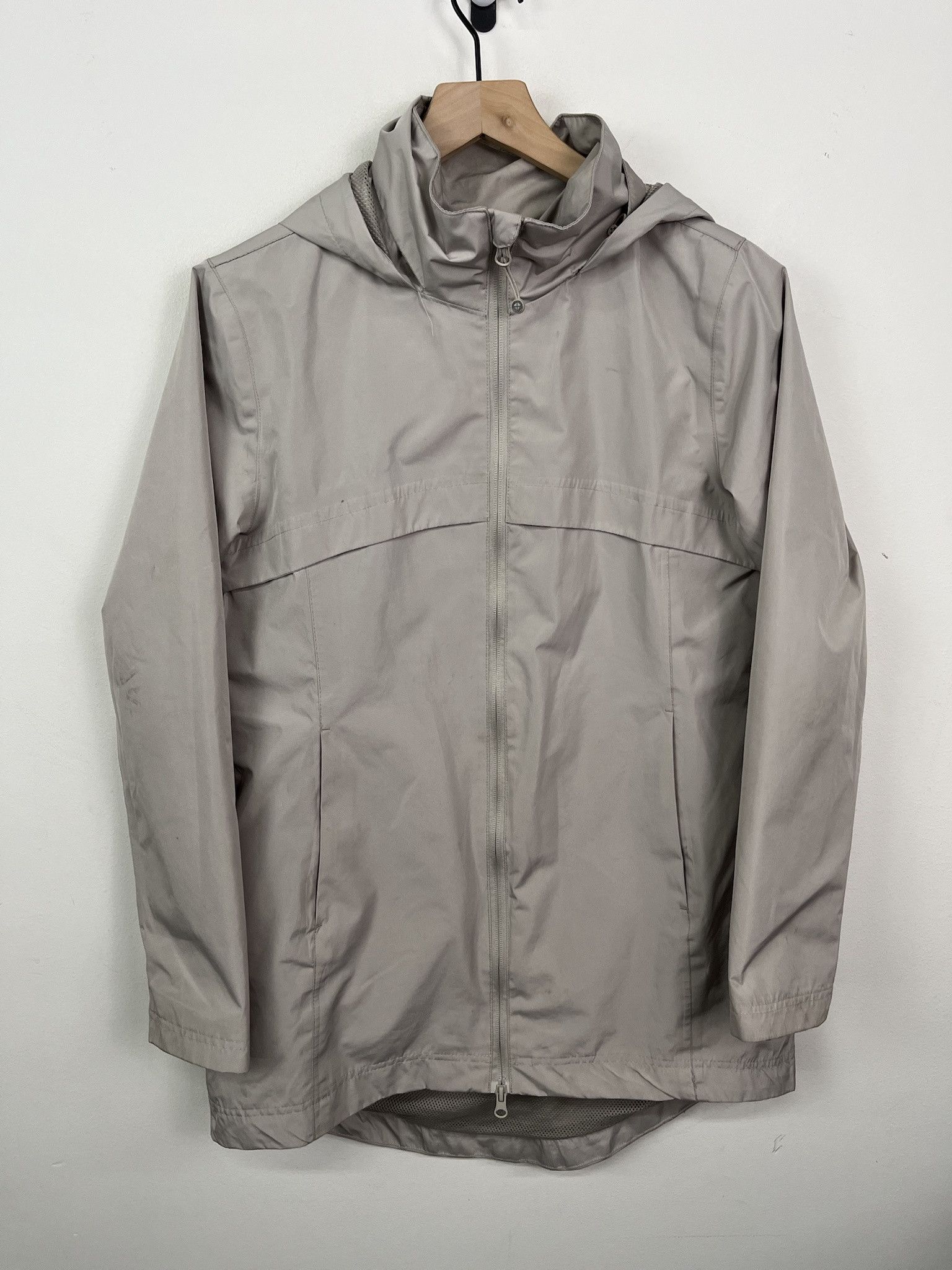 The North Face Vintage Y2K Mondetta Tan Rain Jacket Size M Size US XS / EU 42 / 0 - 1 Thumbnail