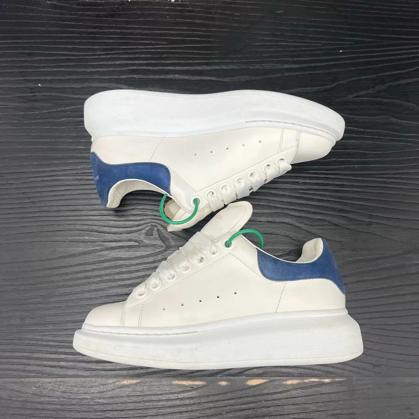 Alexander McQueen McQueen Blue Toe Suede 35.5 Mint with Box Size US 5 / IT 35 - 2 Thumbnail