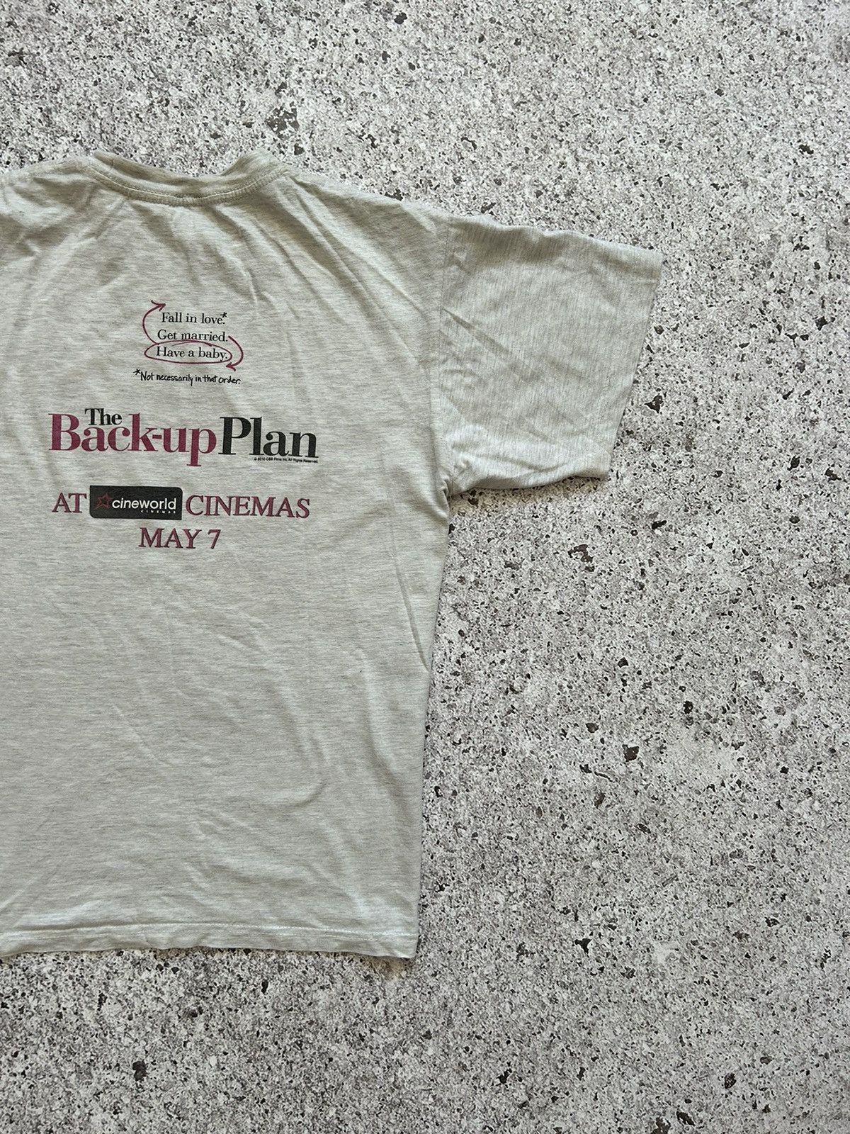 Vintage Vintage 2010 Jennifer Lopez The Back-Up Plan Movie T-Shirt Size US S / EU 44-46 / 1 - 5 Thumbnail
