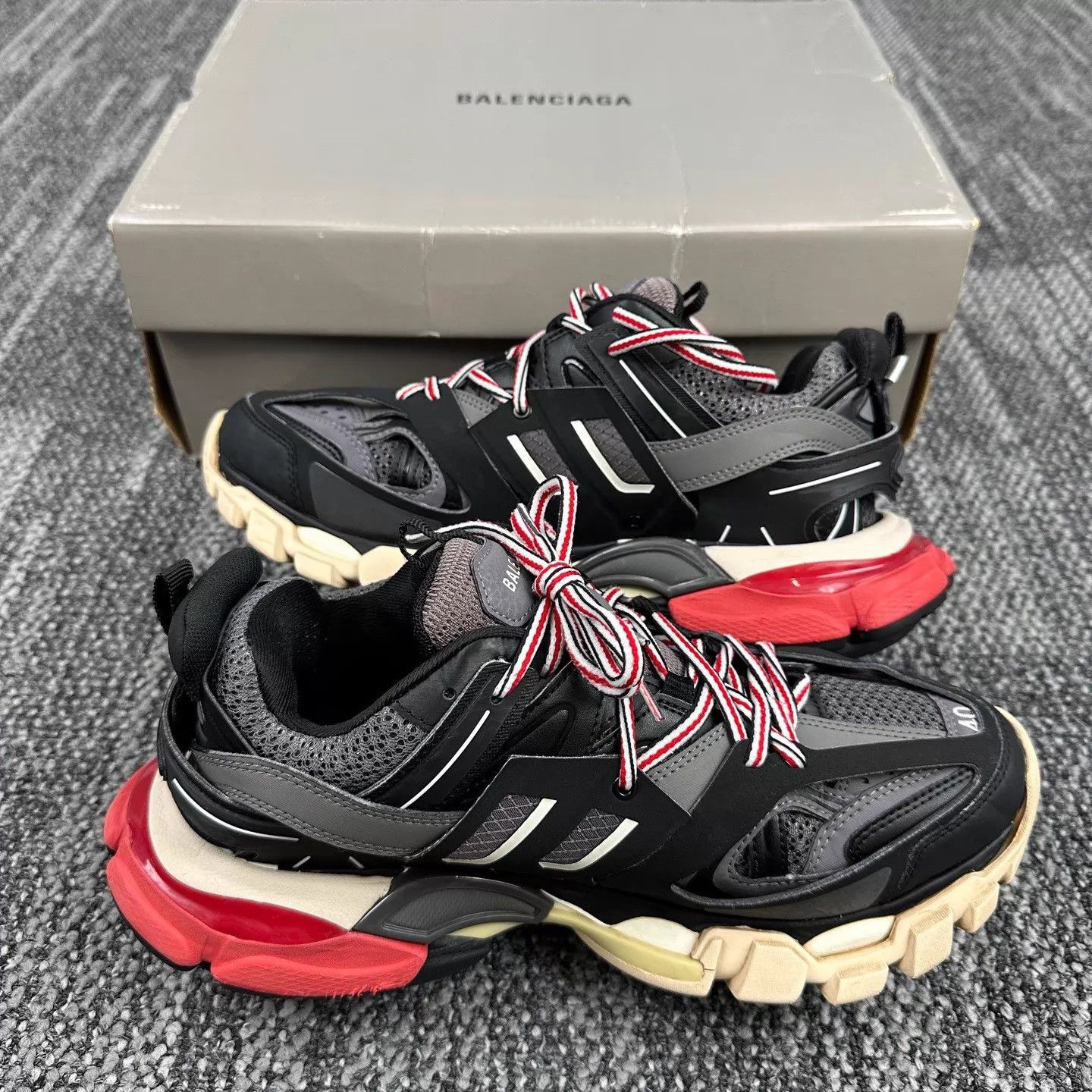 Balenciaga Balenciaga Track 1.0 Black/Red 40 (Excellent Condition) Size US 7 / EU 40 - 5 Thumbnail