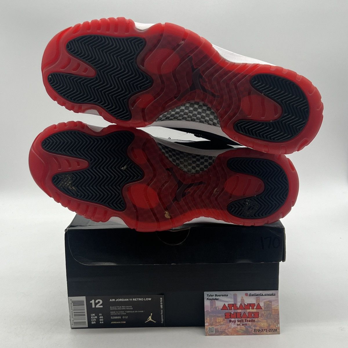 Jordan Brand Air Jordan 11 low bred Size US 12 / EU 45 - 8 Thumbnail