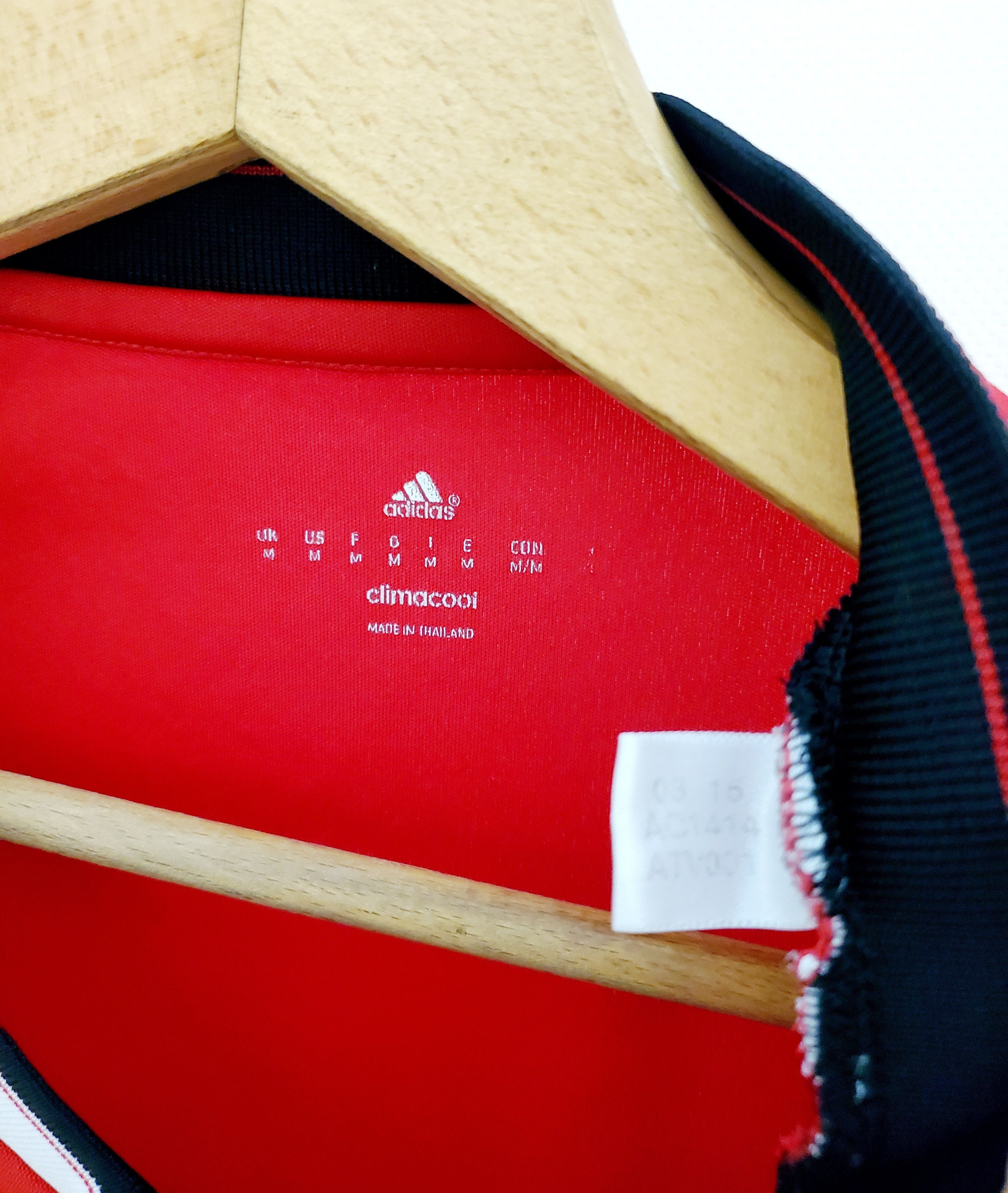 Adidas Manchester United Jersey 2015 2016 Home Shirt Adidas size M Size US M / EU 48-50 / 2 - 3 Thumbnail