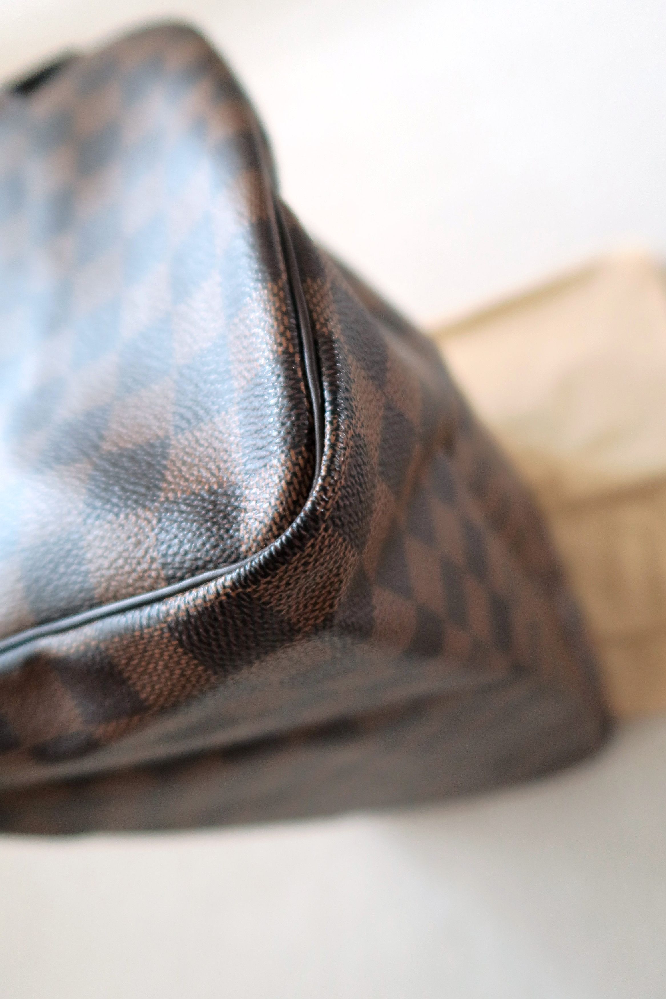 Louis Vuitton Louis Vuitton Speedy 35 Damier Ebene Handbag Size ONE SIZE - 6 Thumbnail