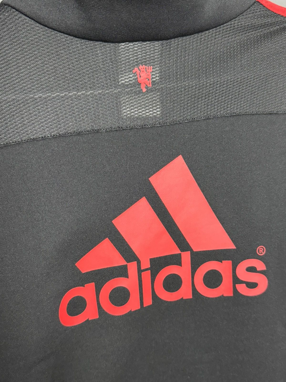 Adidas Manchester United Training Football Jersey Sweatshirt Size US L / EU 52-54 / 3 - 4 Thumbnail