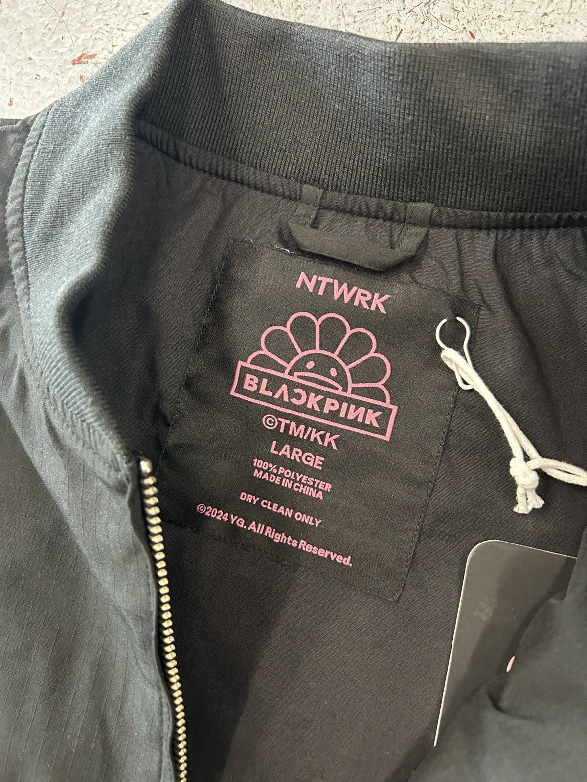 Other Blackpink X Takashi Murikami Coach Jacket Size Large NEW Size US L / EU 52-54 / 3 - 4 Thumbnail