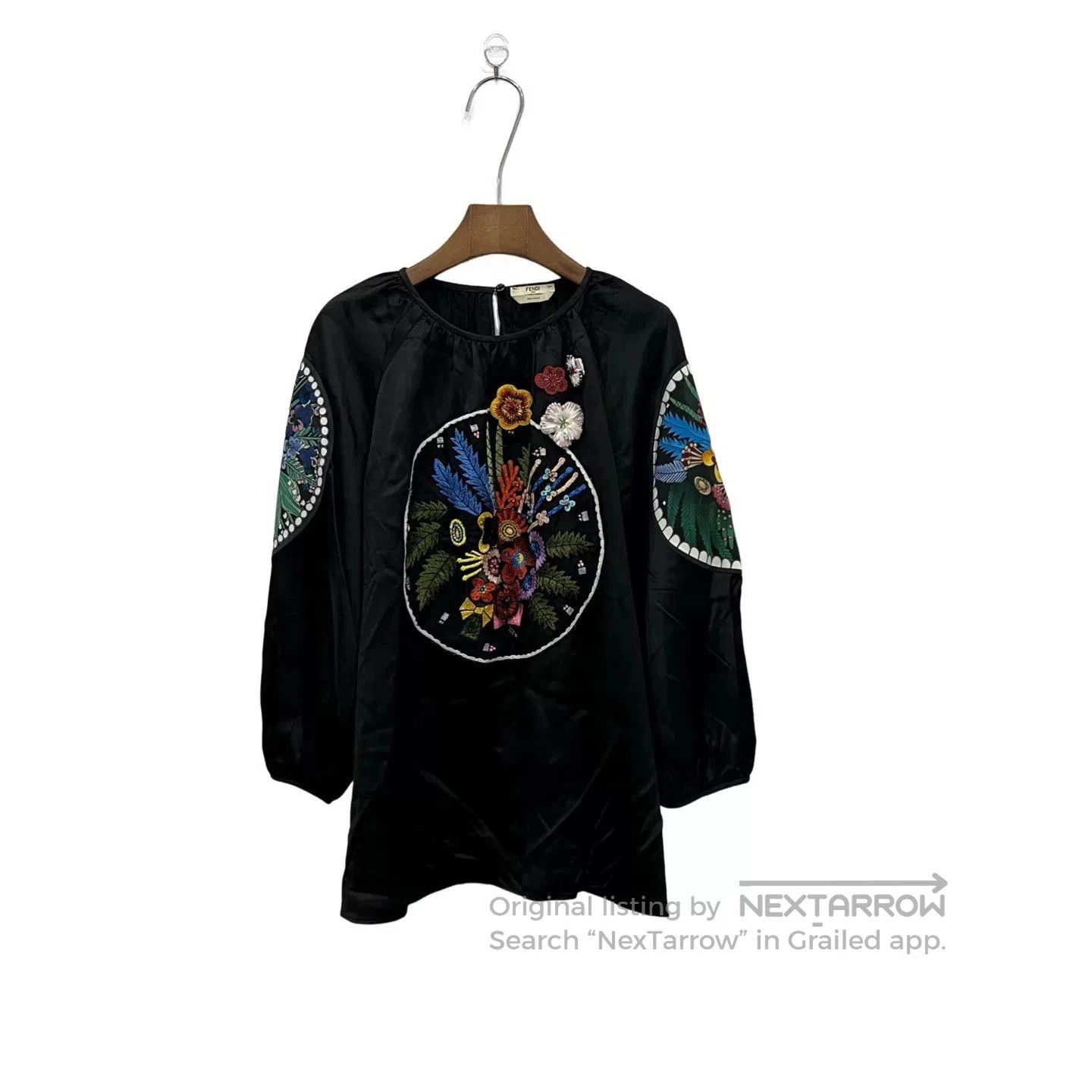 Fendi Fendi Heavy Embroidered Long Sleeve. Size S / US 4 / IT 40 - 1 Thumbnail