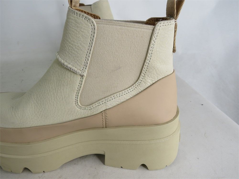 Ugg UGG SEA SALT BRISBANE CHELSEA WATERPROOF PLATFORMBOOTS 9 Size US 9 / IT 39 - 13 Thumbnail