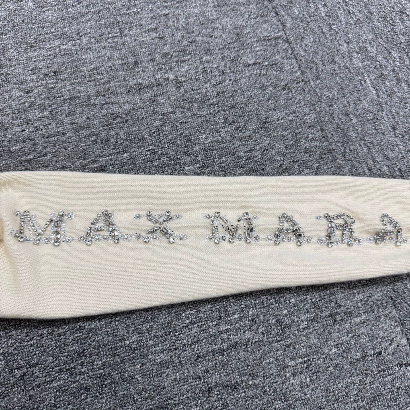 Max Mara MAXMARA Women's Crystal Letter Wool Hoodie Size S / US 4 / IT 40 - 3 Thumbnail