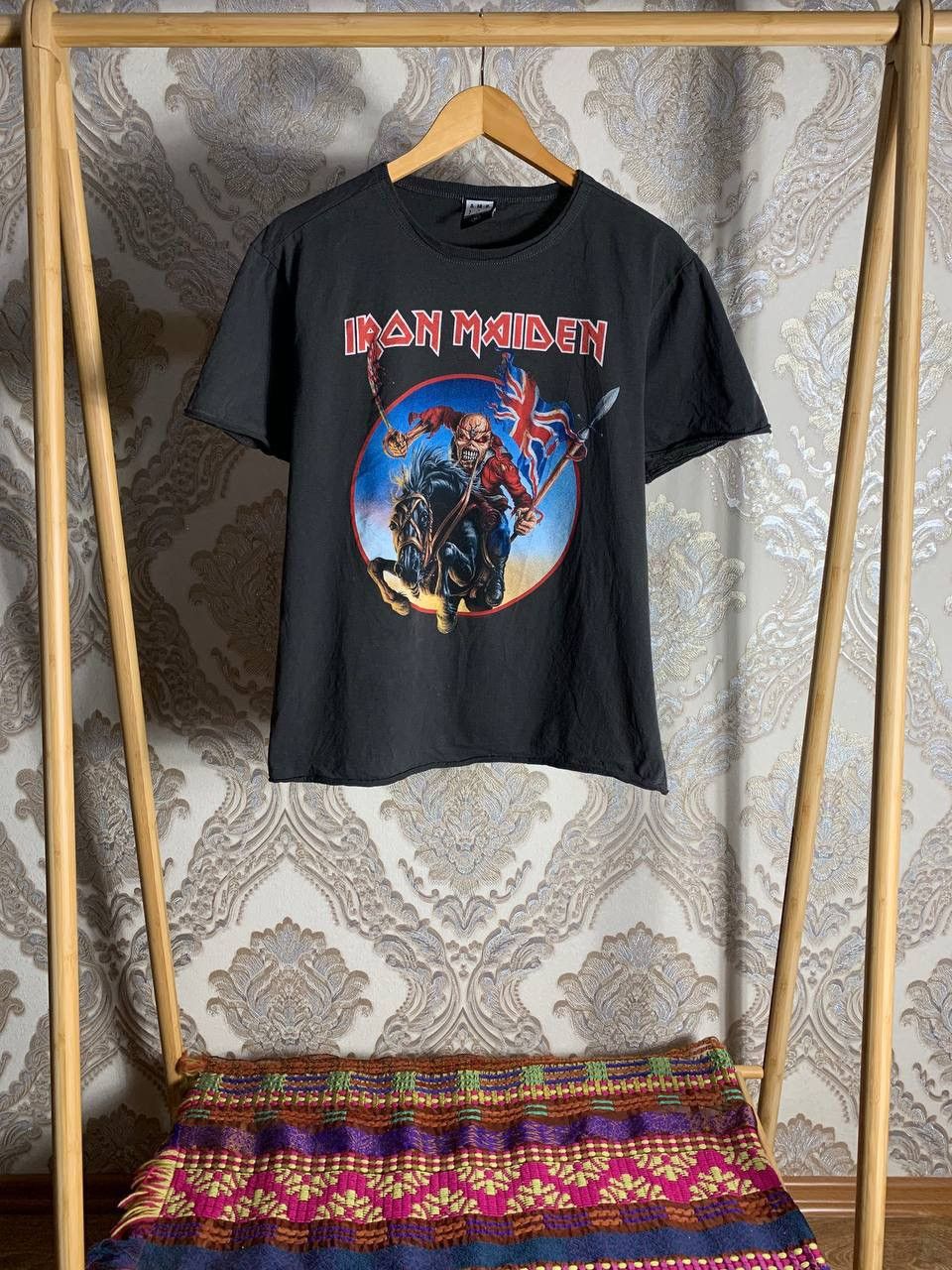 Japanese Brand VERY RARE IRON MAIDEN WORLD TOUR MONSTER ROCK T-SHIRT 90s Size US XL / EU 56 / 4 - 1 Thumbnail