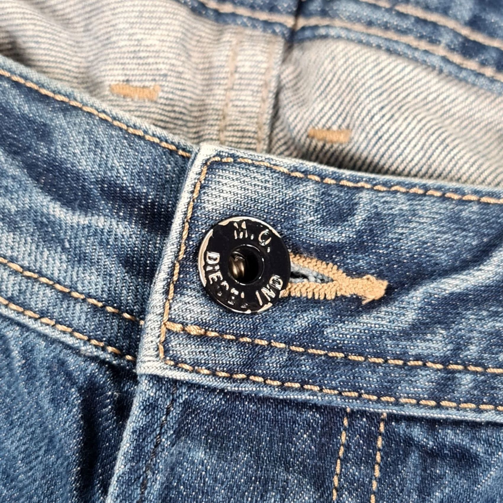 Diesel Diesel Jeans Zatiny Mens W36 L28 Blue Regular Bootcut Denim 100% Cotton Logo Button Fly Size US 36 / EU 52 - 3 Thumbnail