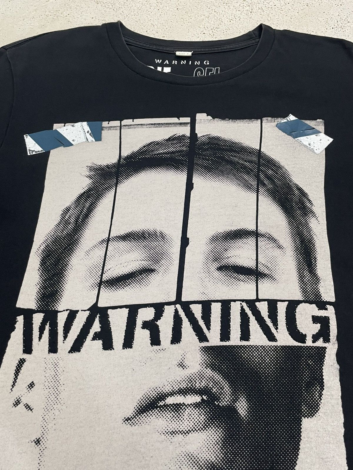 Designer Diesel Warning Man Of Successful Living Potrait Size US S / EU 44-46 / 1 - 8 Thumbnail