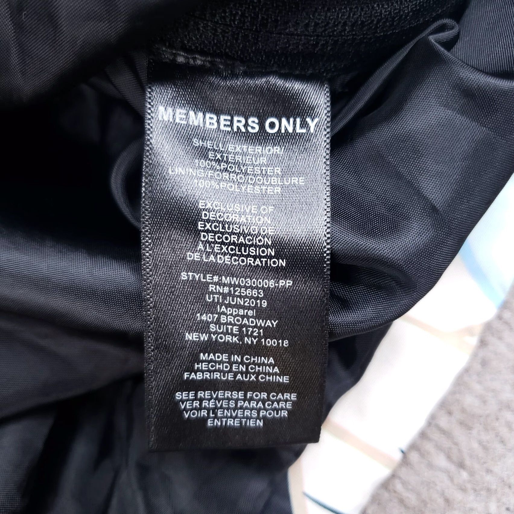 Members Only Members Only Windbreaker Looney Tunes Men's Size Small Pullover Hooded Casual Size US S / EU 44-46 / 1 - 7 Thumbnail