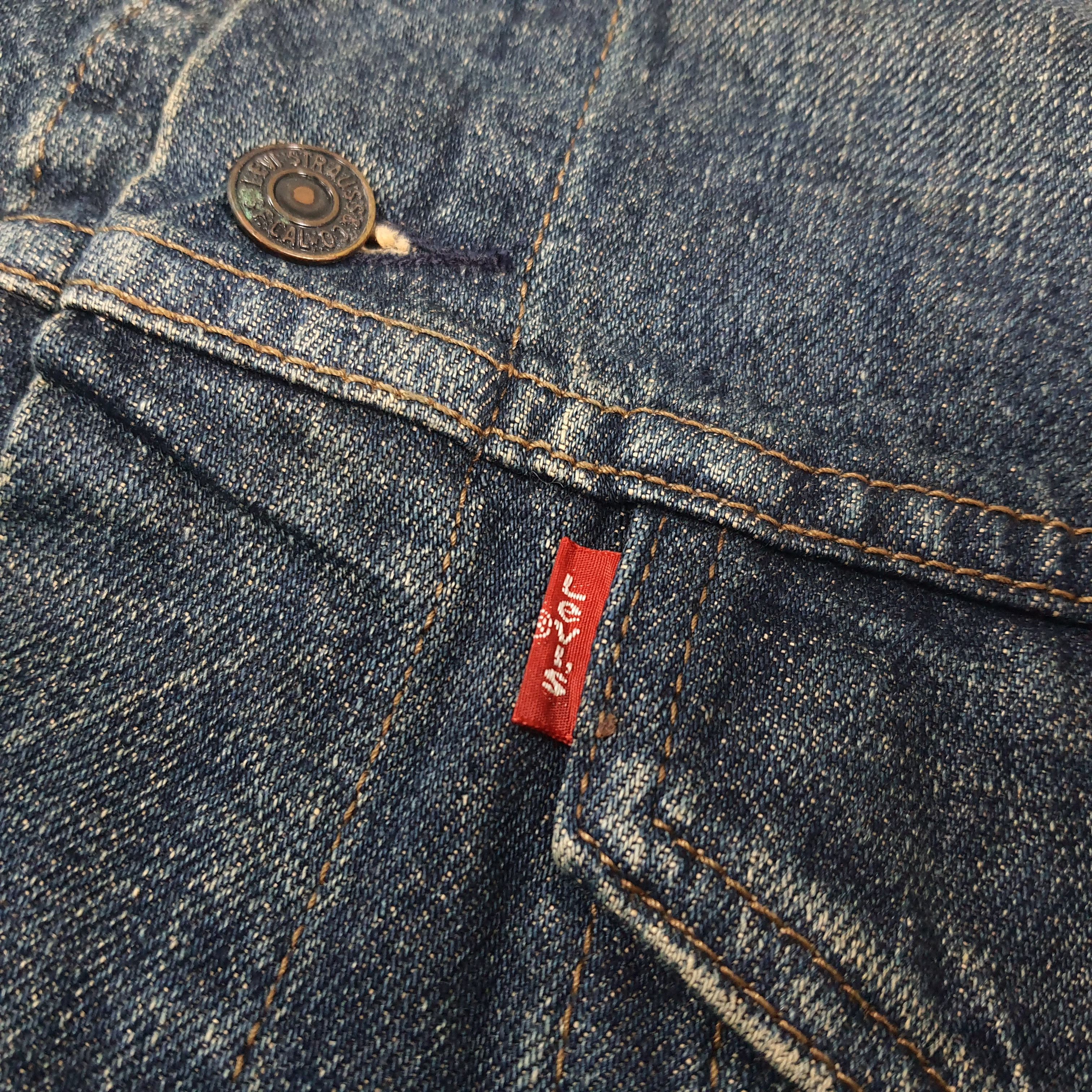 Levi's Vintage Levi's Denim Faded Blue Trucker Jacket C302N21 Size US M / EU 48-50 / 2 - 3 Thumbnail