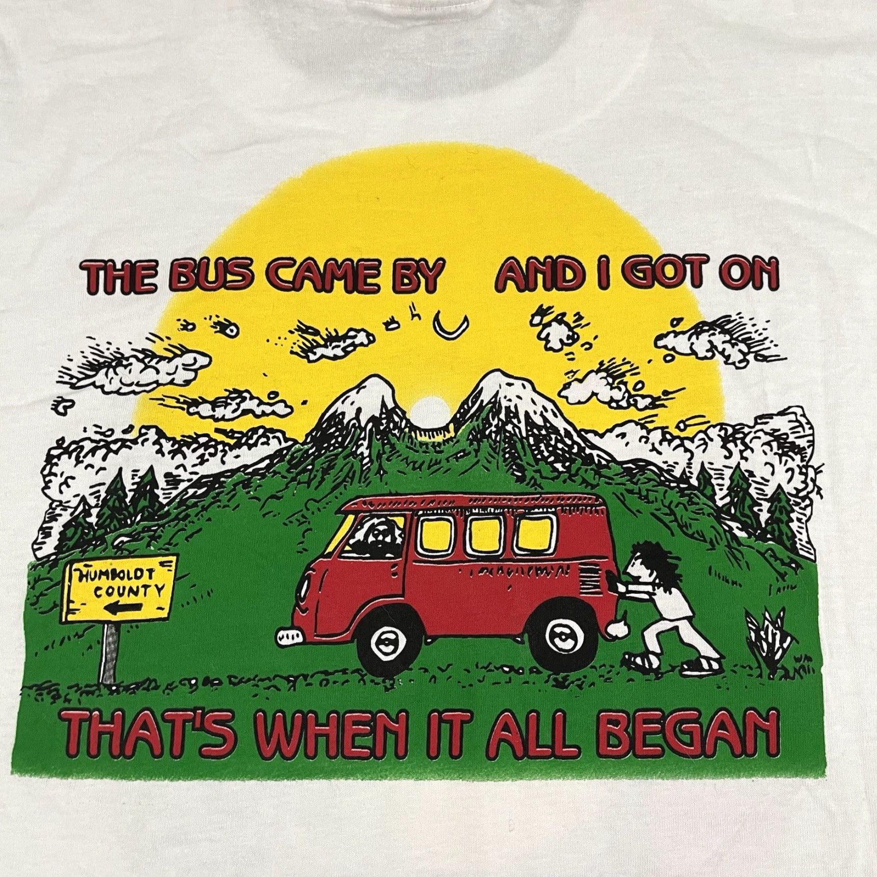 Gildan VINTAGE Grateful Dead Shirt Mens XL 1995 Bus Came By Graphic Tee Jerry Garcia White Cotton Crew Neck Short Sleeve Graphic Print 90s Logo Mens Size US XL / EU 56 / 4 - 4 Thumbnail