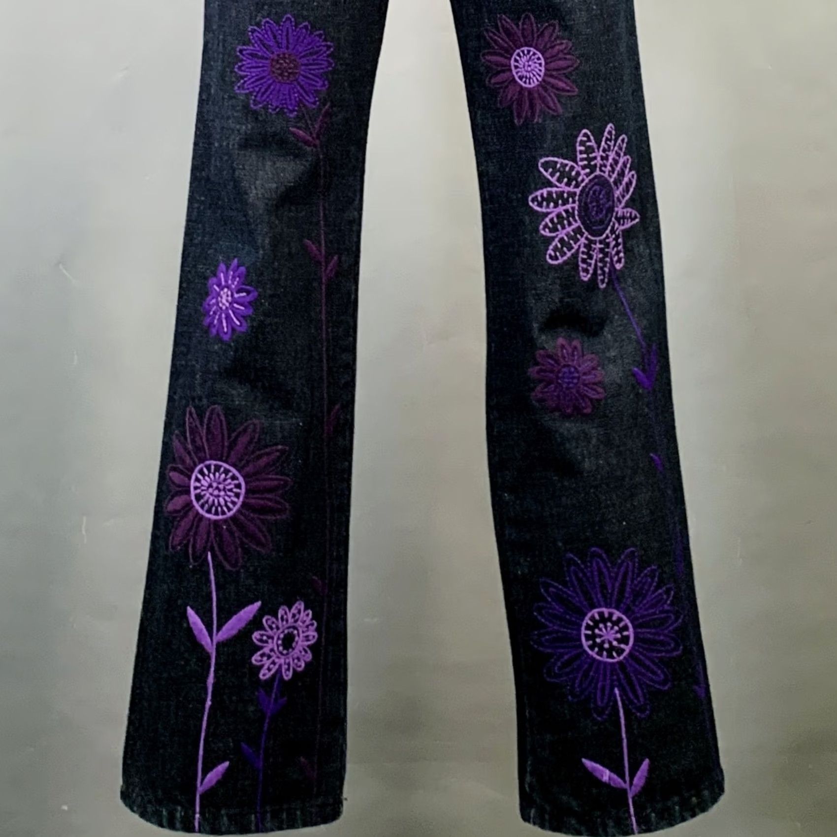 Moschino MOSCHINO Jeans Indigo Purple Floral Straight 6 Womens Col or Indigo Purple Floral Denim Twill Cotton Jeans Size 28" / US 6 / IT 42 - 2 Thumbnail
